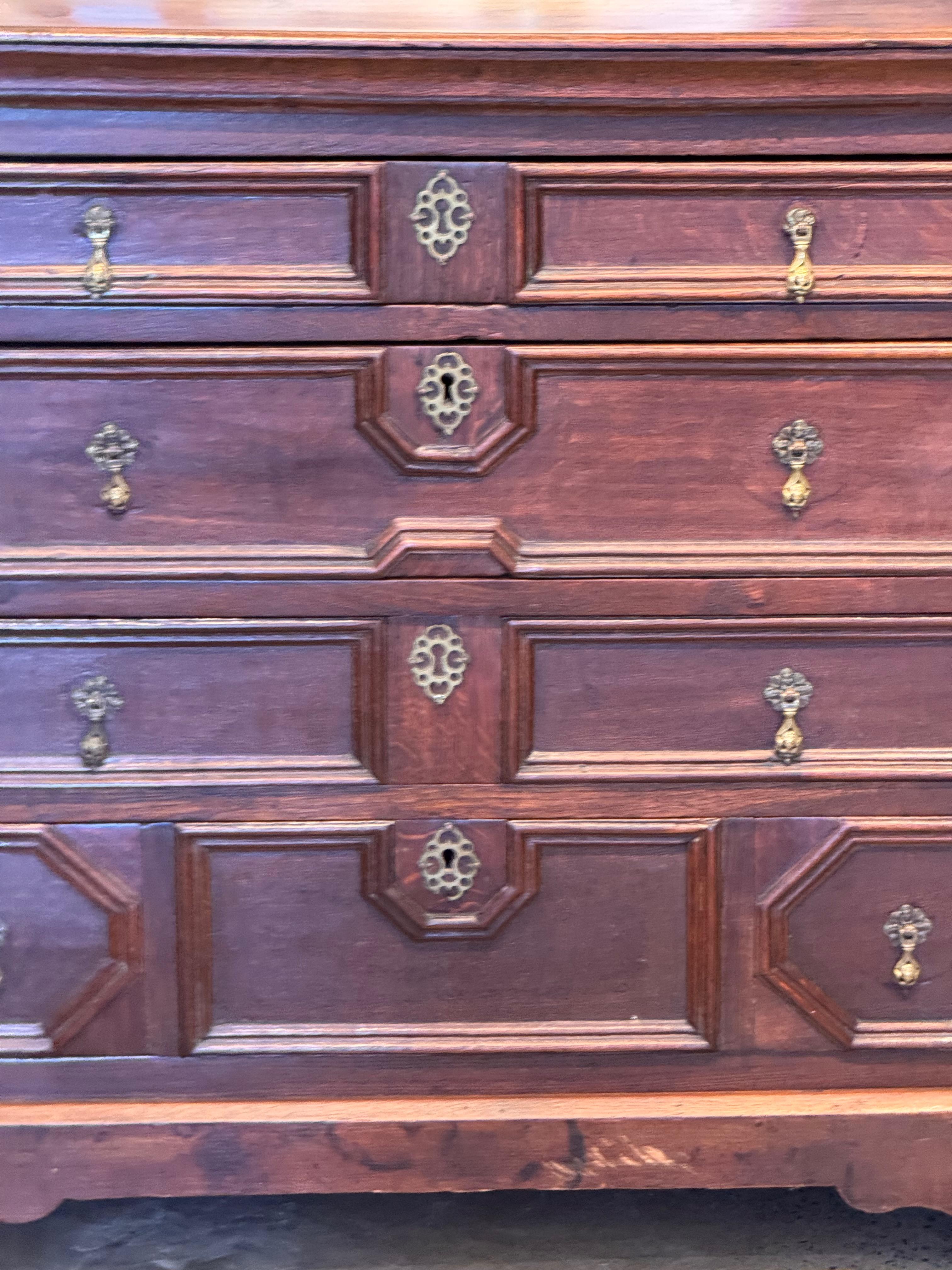 British 18th Century William & Mary Oak Chest For Sale