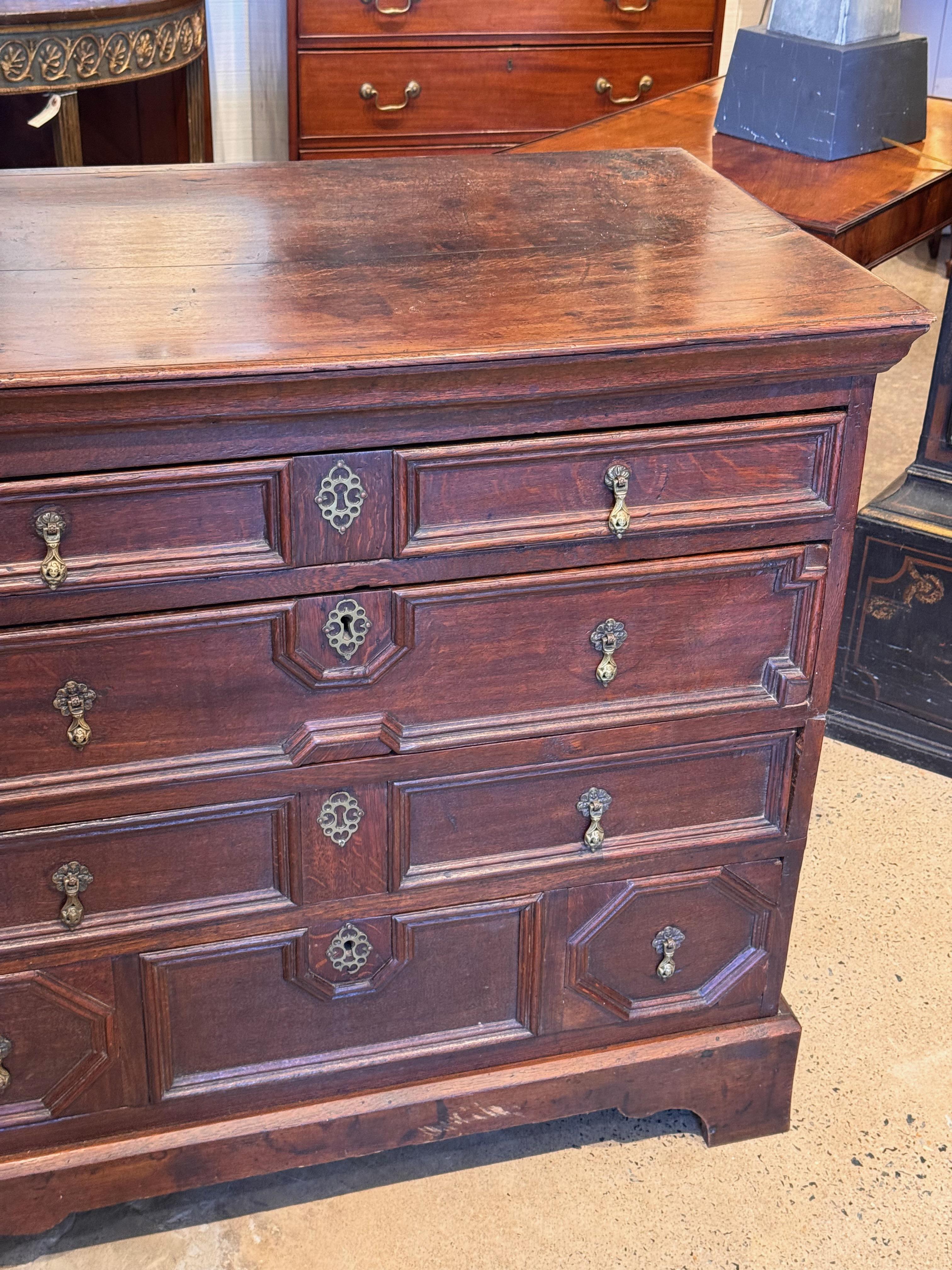 18th Century William & Mary Oak Chest In Good Condition For Sale In Charlottesville, VA