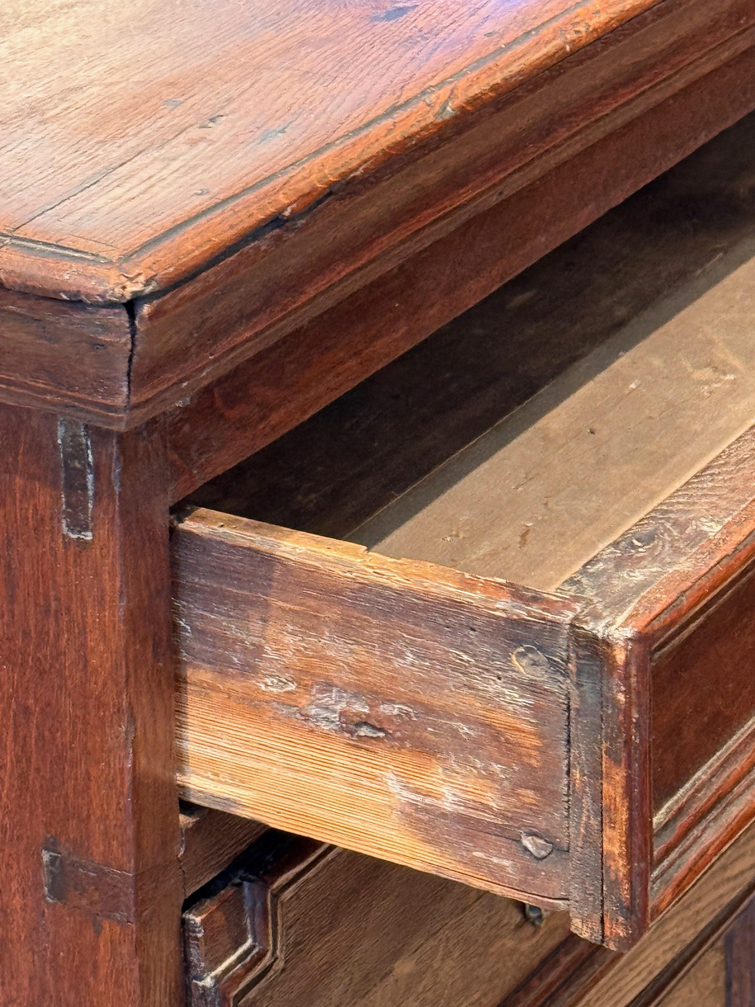 18th Century William & Mary Oak Chest For Sale 1