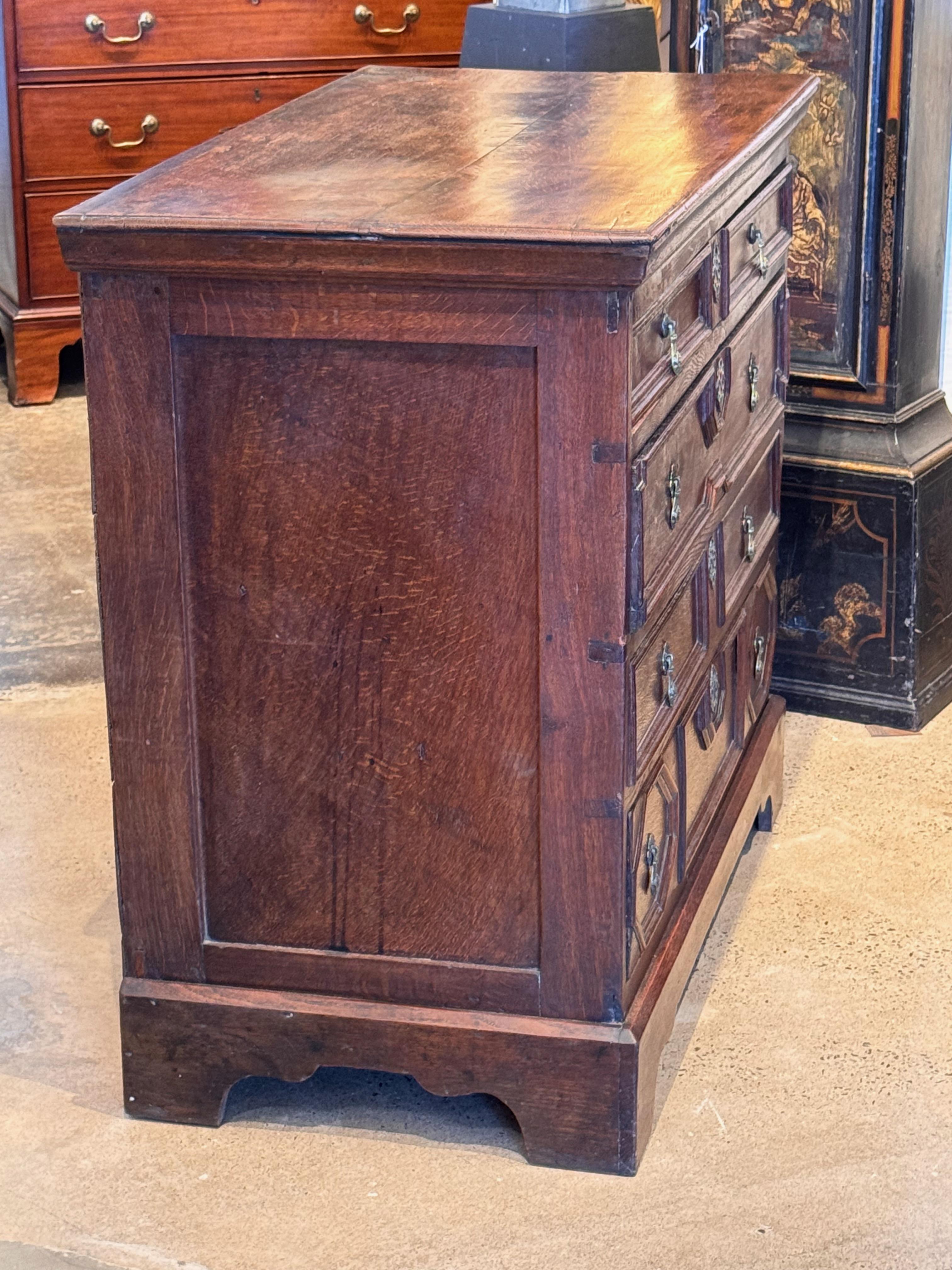 18th Century William & Mary Oak Chest For Sale 2