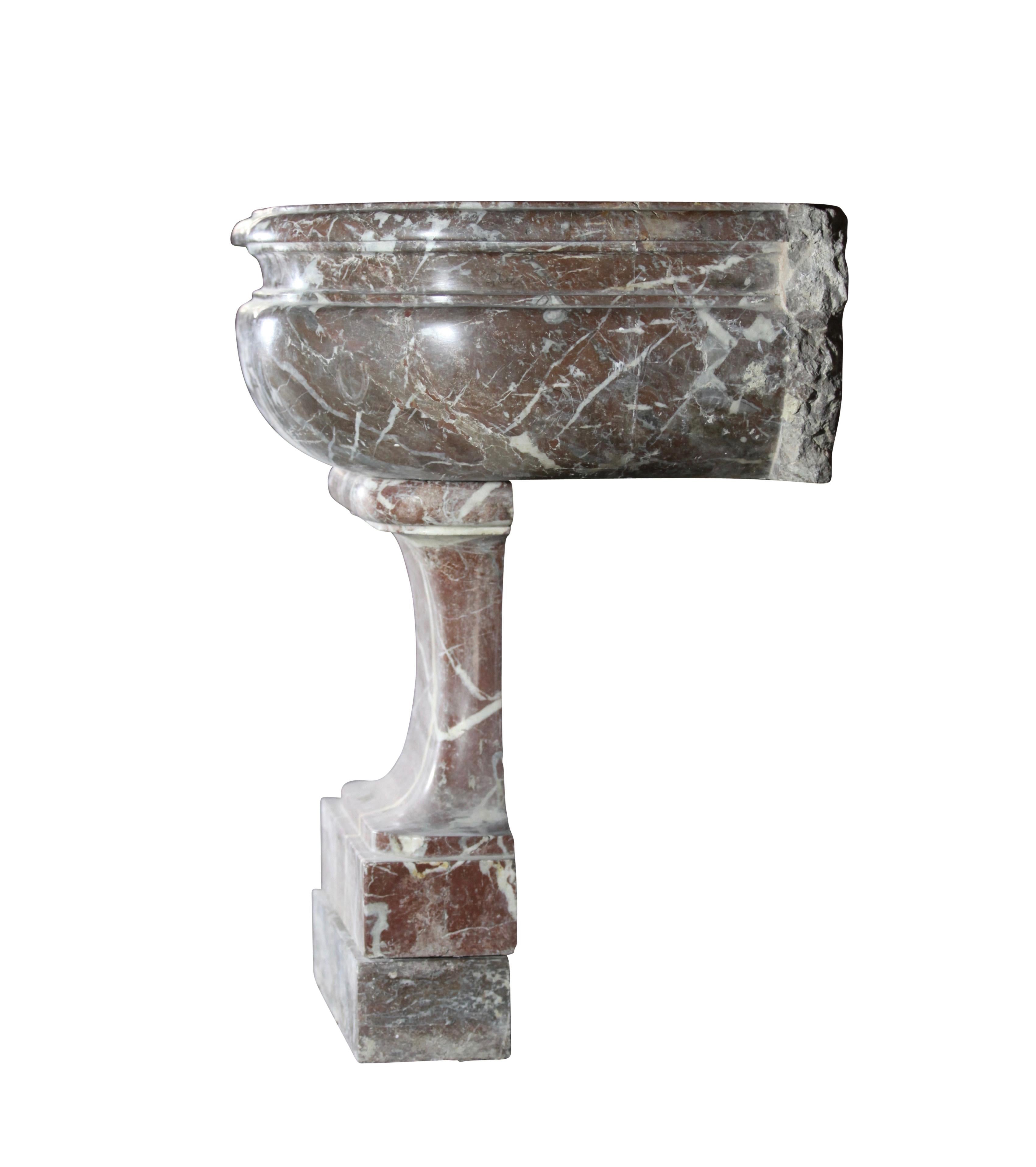Hand-Carved 18th Century Wine and Champagne Cooler in Marble For Sale