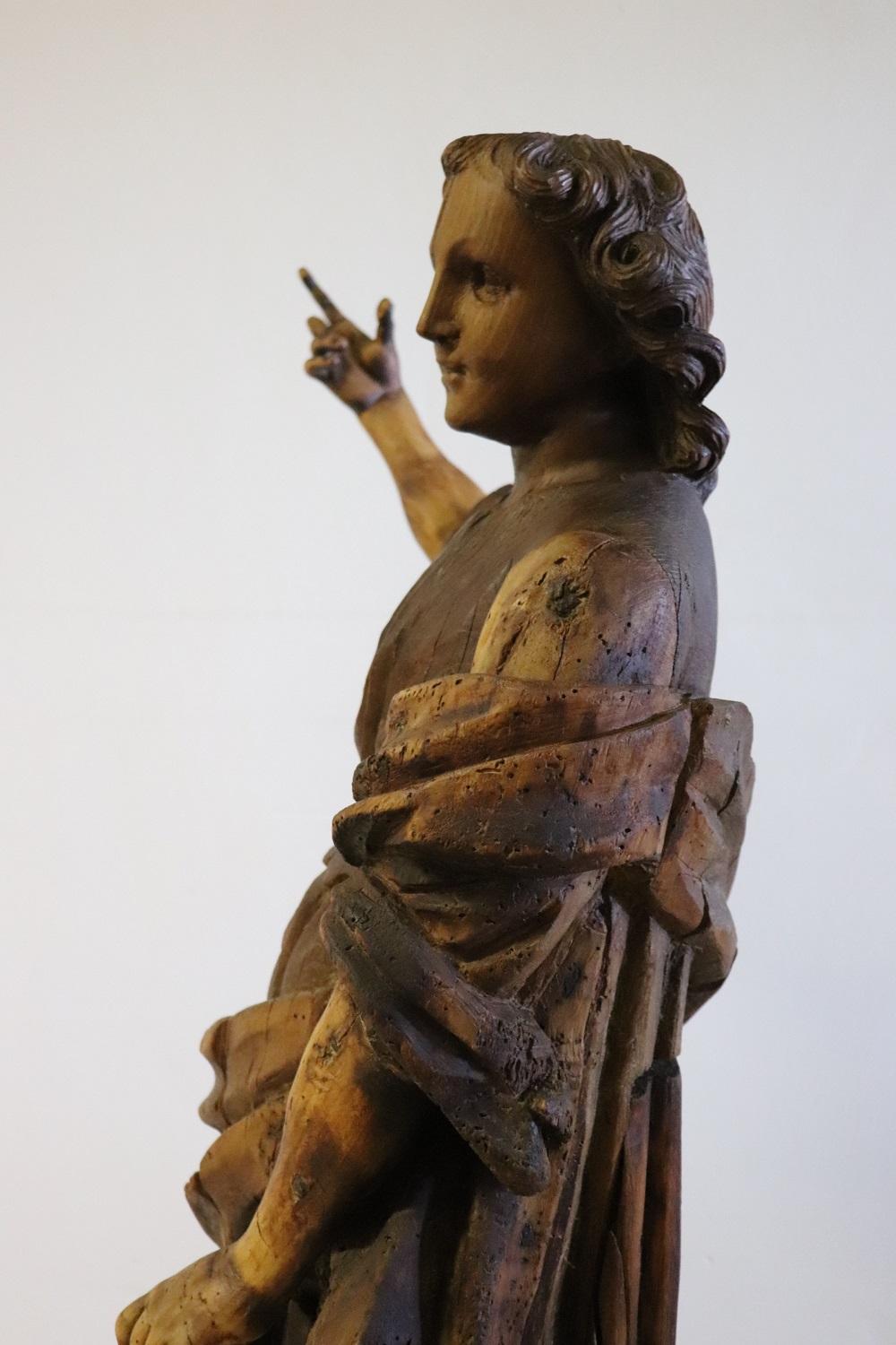 18th Century Wood Italian Antique Religious Saint Sculpture For Sale 10
