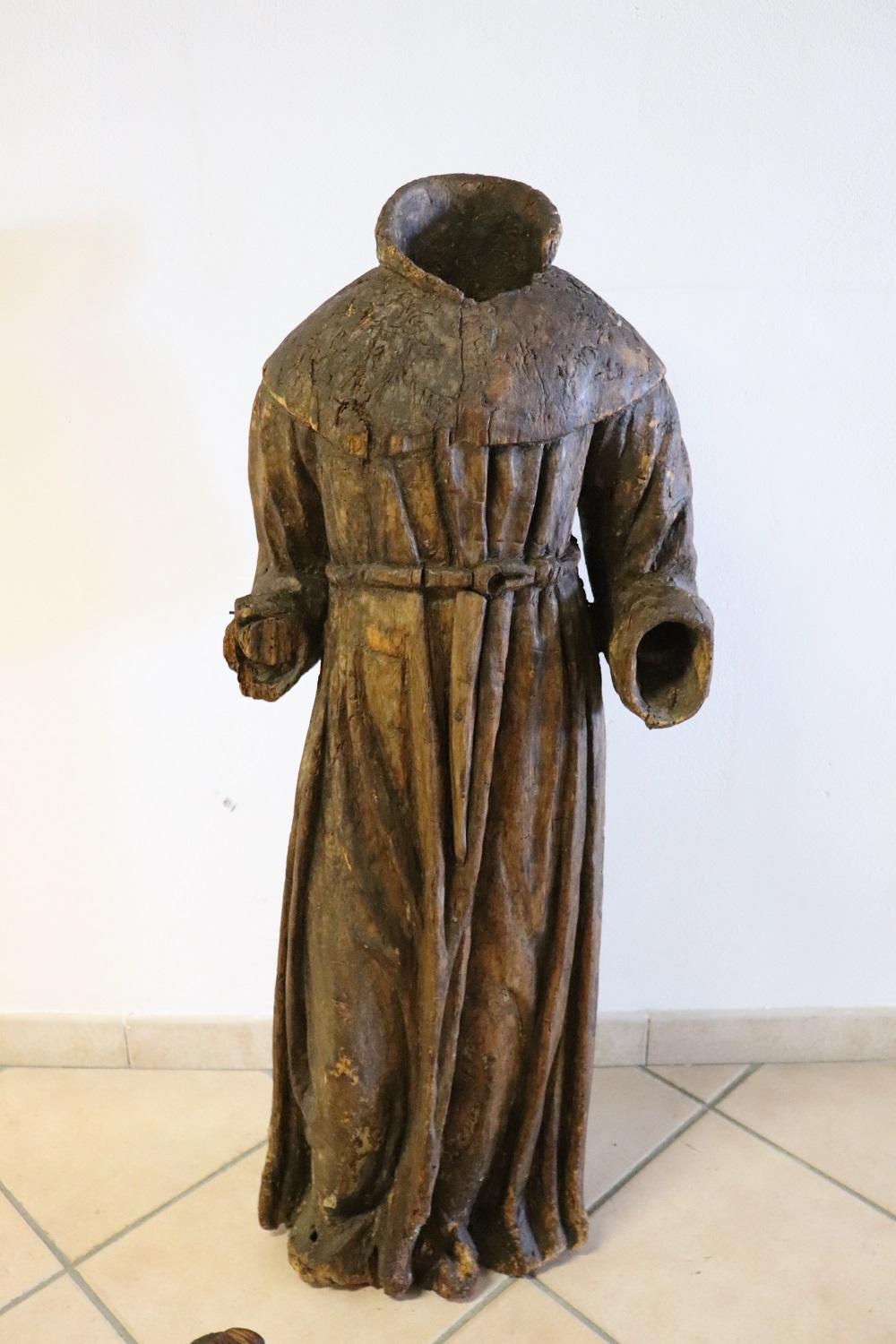 17th Century Wood Italian Antique Religious Sculpture of Saint Francis For Sale 12
