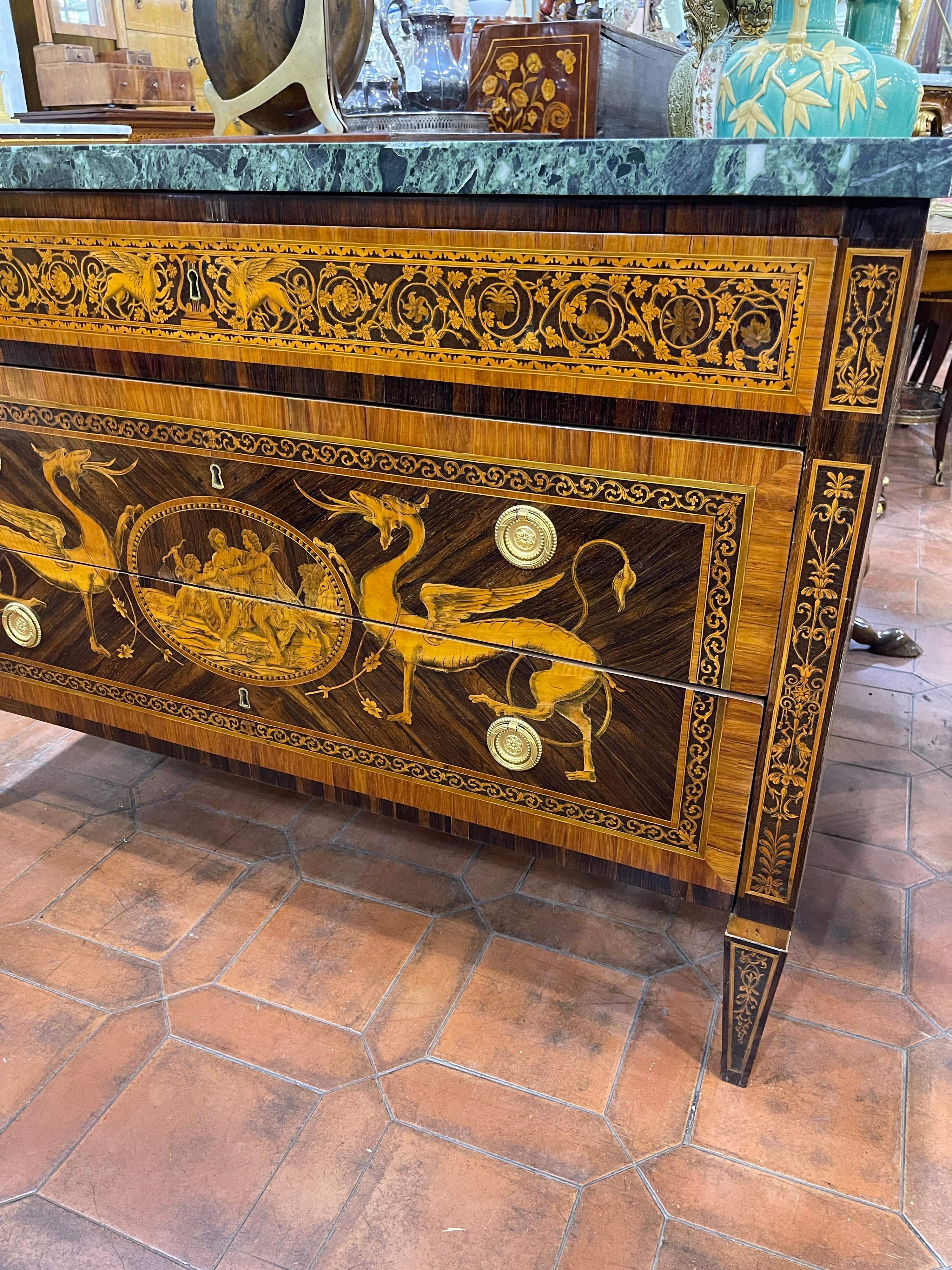 Italian chest of drawers signed, Lombardy, city of Milan, signed and dated (1798) by Giovanni Battista Maroni, son of Carlo Giuseppe, carpenter with workshop in Milan. The subsequent discoveries of furniture signed or attributed to him on a