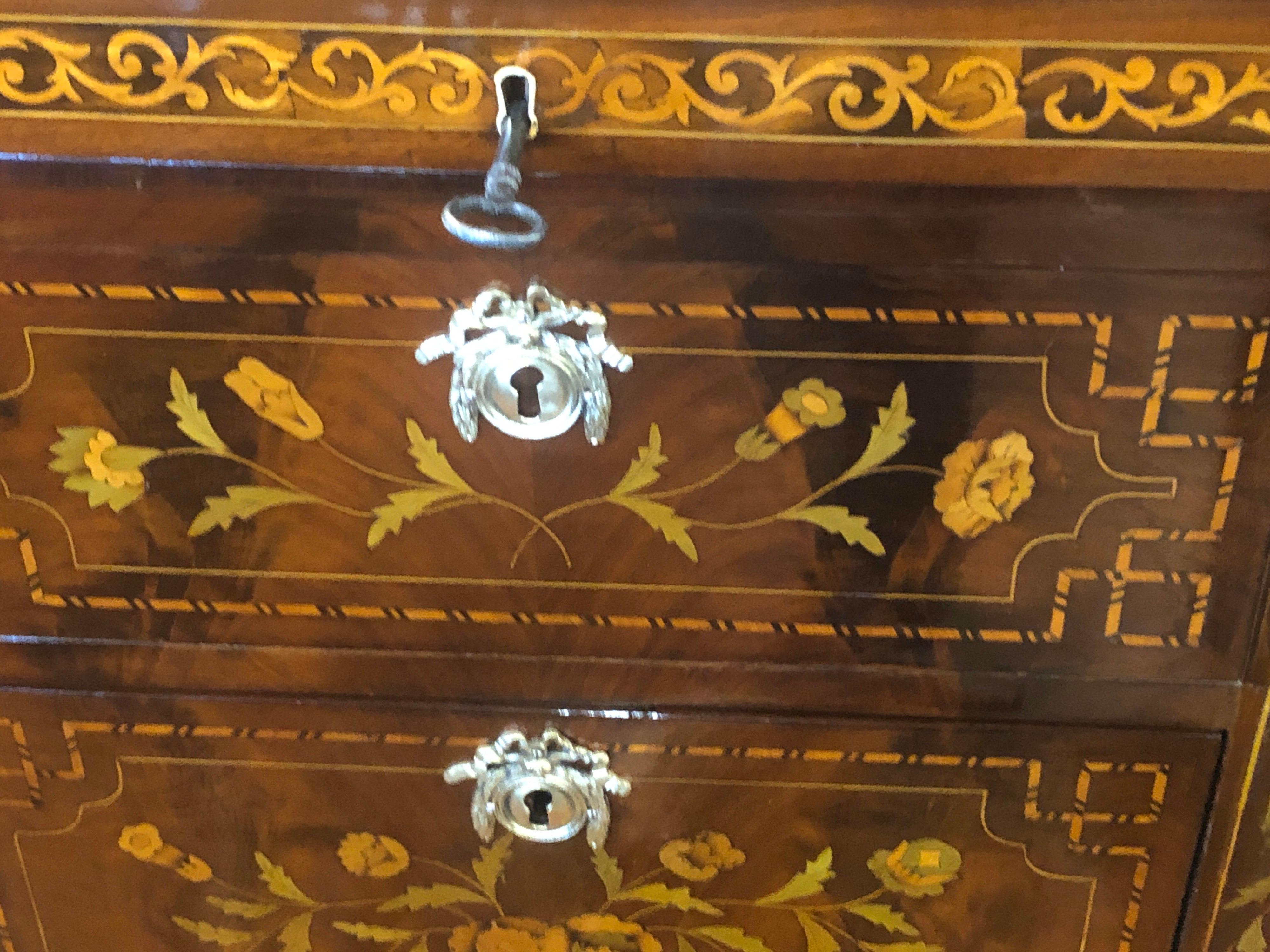 18th Century Wood Louis XVI Dutch Mahogany Toletta Dressers, 1790 For Sale 7