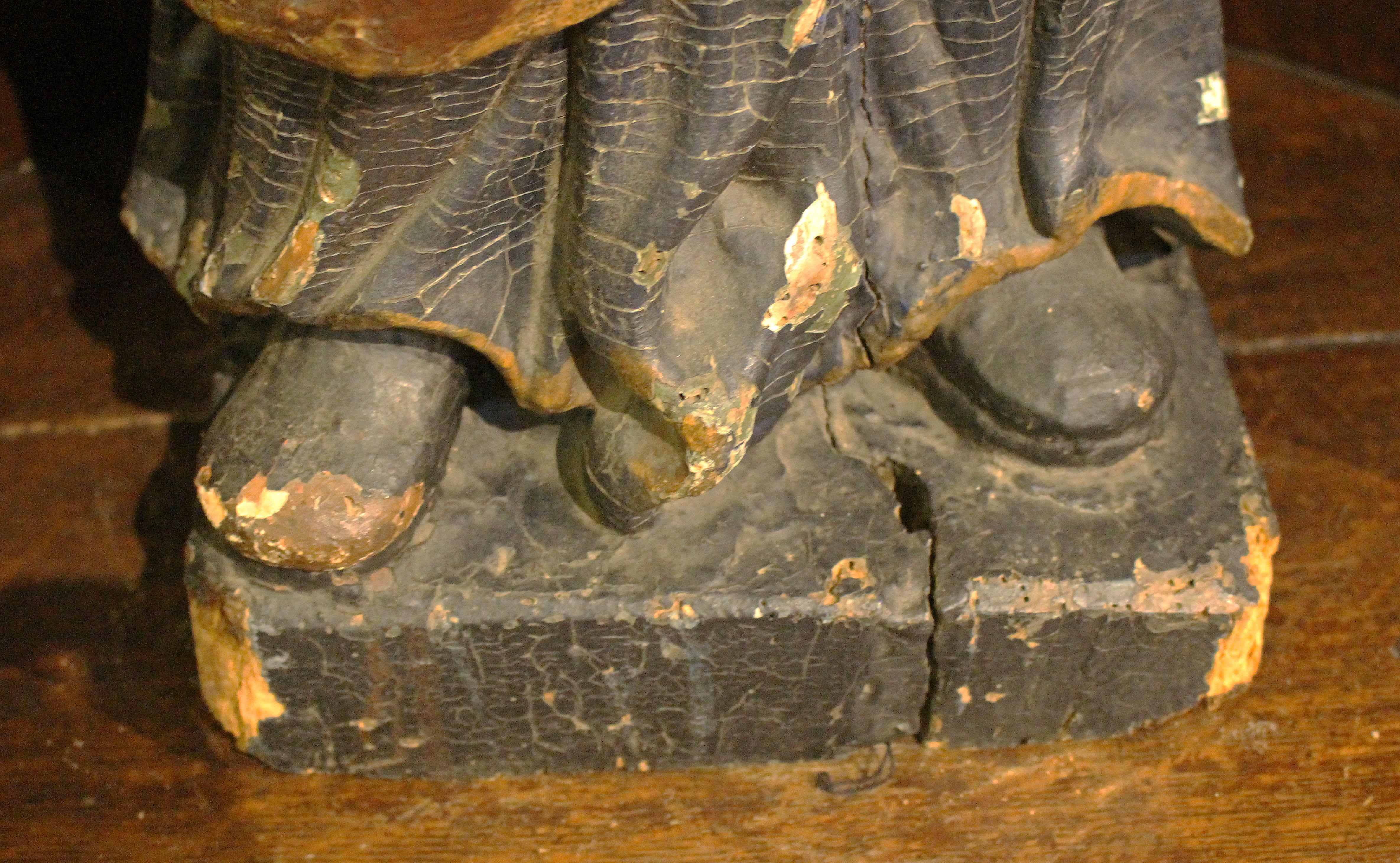 Scultura in Wood del XVIII secolo raffigurante un santo In condizioni buone in vendita a Chapel Hill, NC