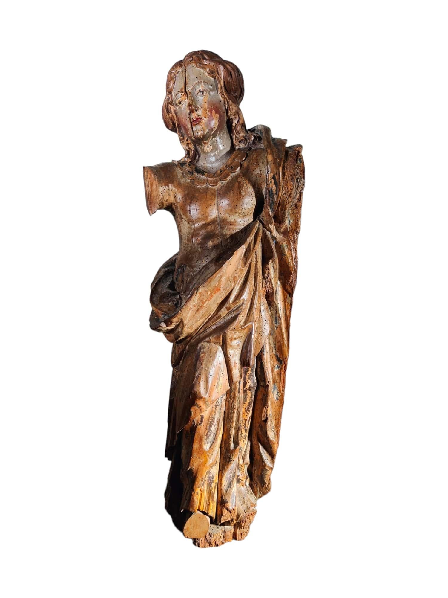 18th Century Wooden Sculpture of the Virgin Mary  For Sale 5
