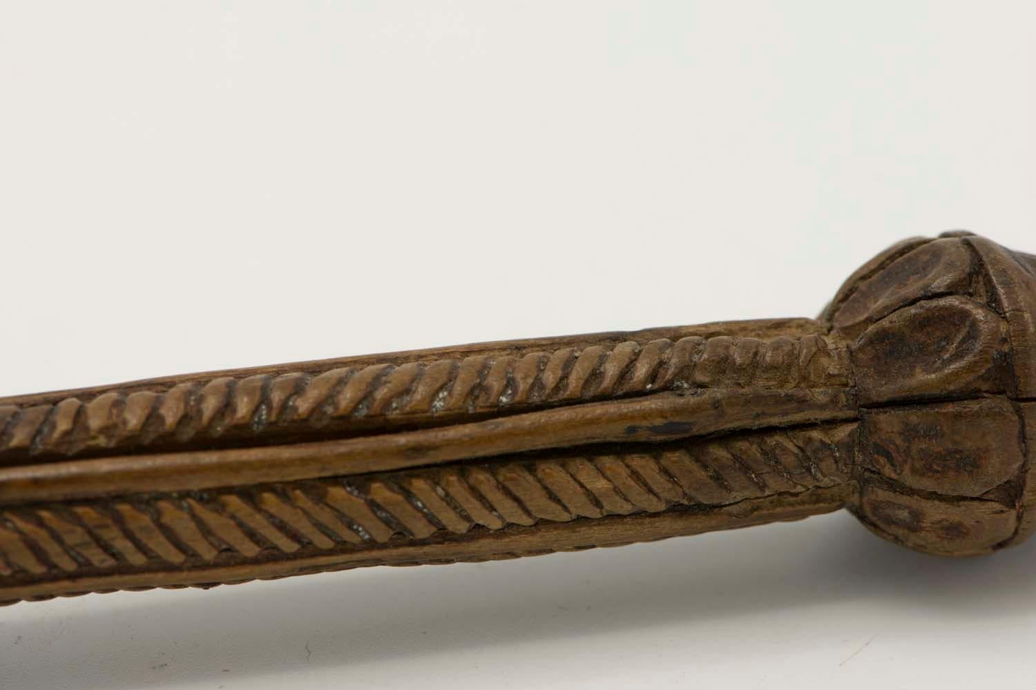 Hand-Carved 18th Century Wooden Torah Pointer from Alsace For Sale