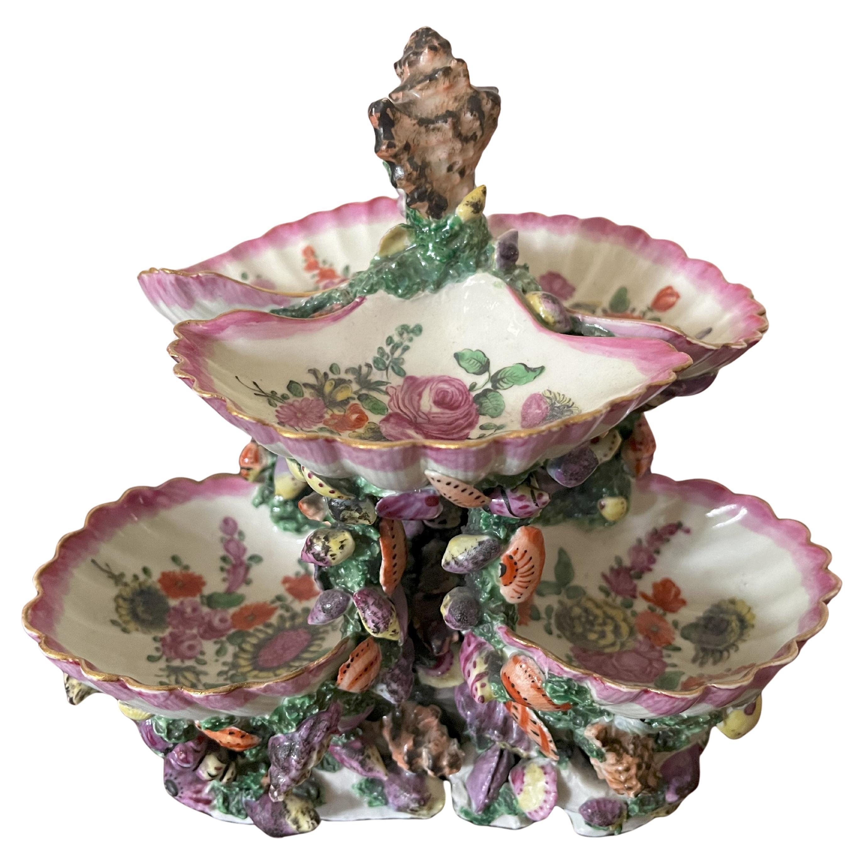 Centrotavola con conchiglia in porcellana di Worcester del XVIII secolo, circa 1770