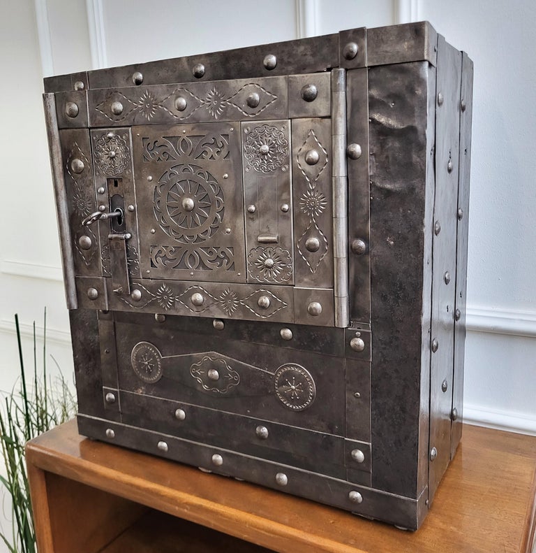 19th Century Wrought Iron Italian Antique Safe Strongbox with Three Watch- Winder For Sale at 1stDibs