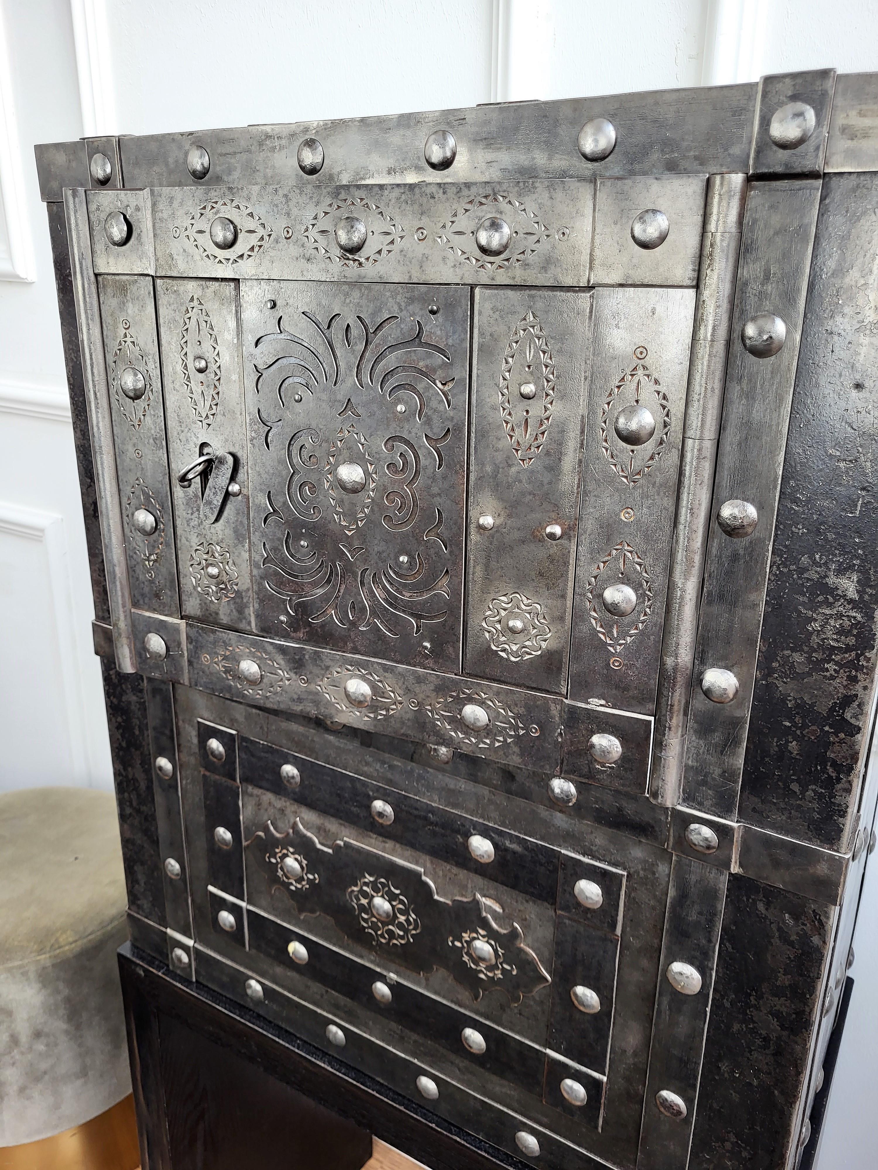 Metal 18th Century Wrought Iron Italian Antique Hobnail Safe Strong Box Bar Cabinet
