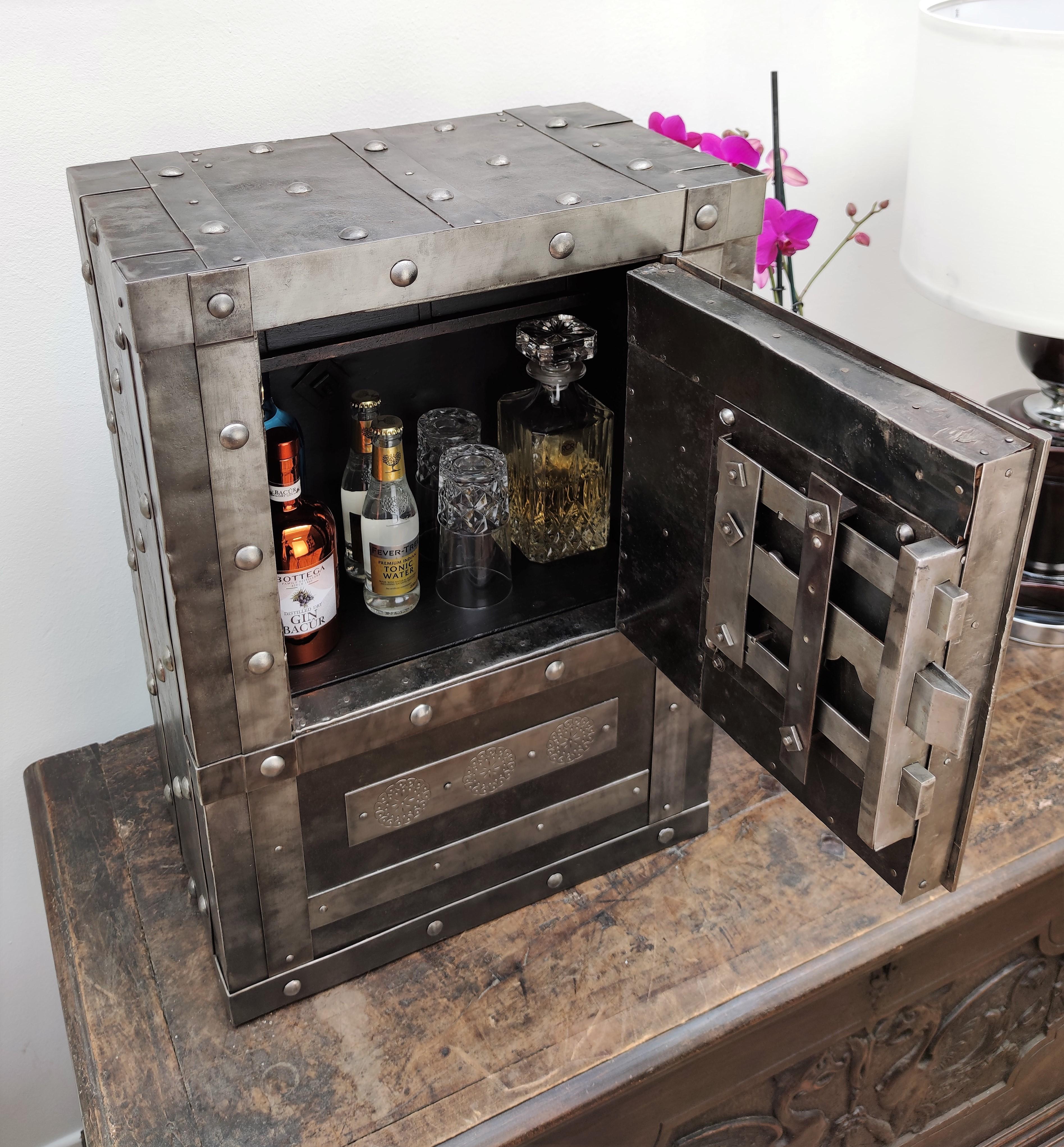 Metal 18th Century Wrought Iron Italian Antique Hobnail Safe Strongbox Bar Cabinet
