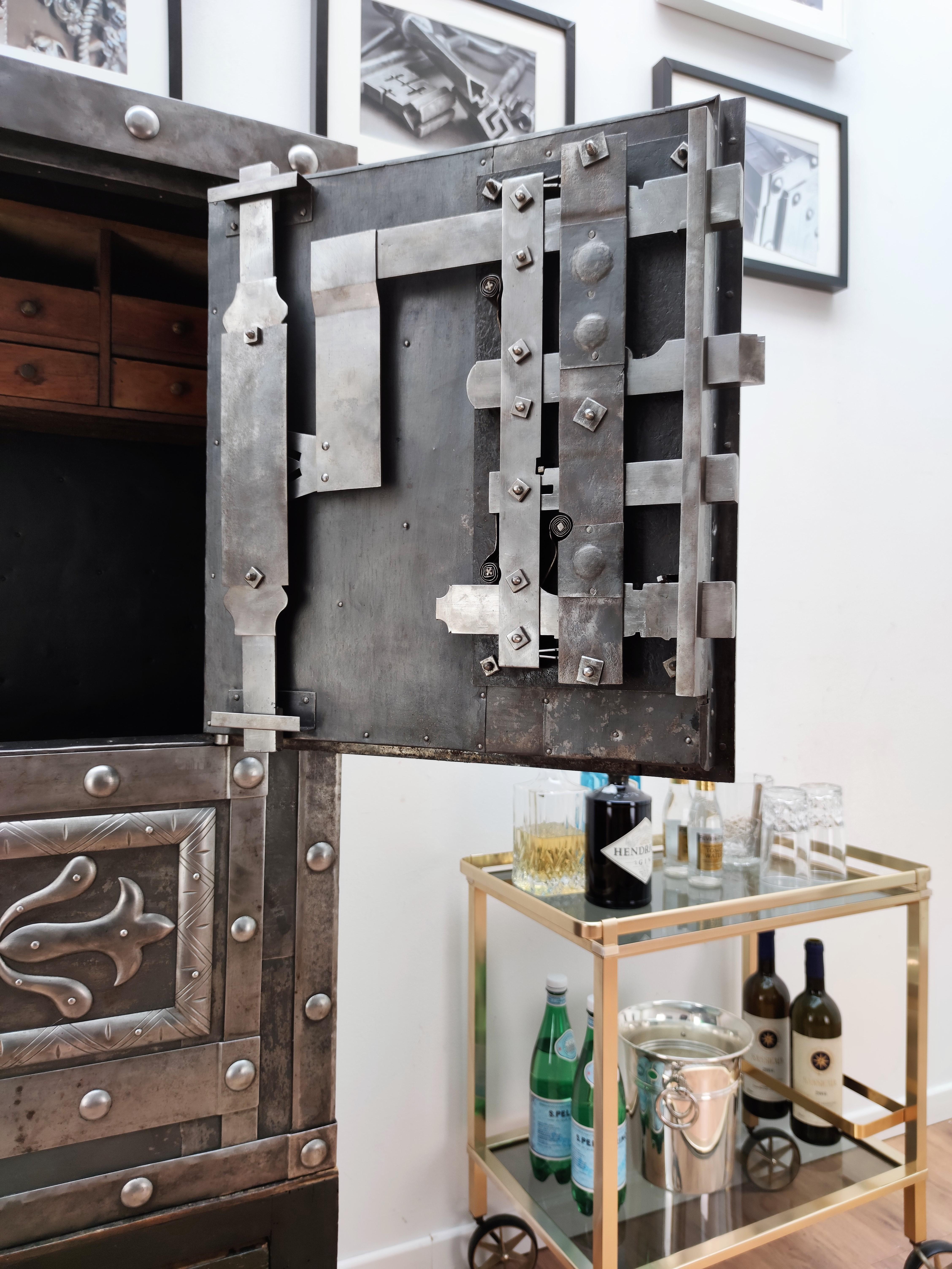 Baroque 18th Century Wrought Iron Italian Antique Hobnail Safe Strongbox Bar Cabinet