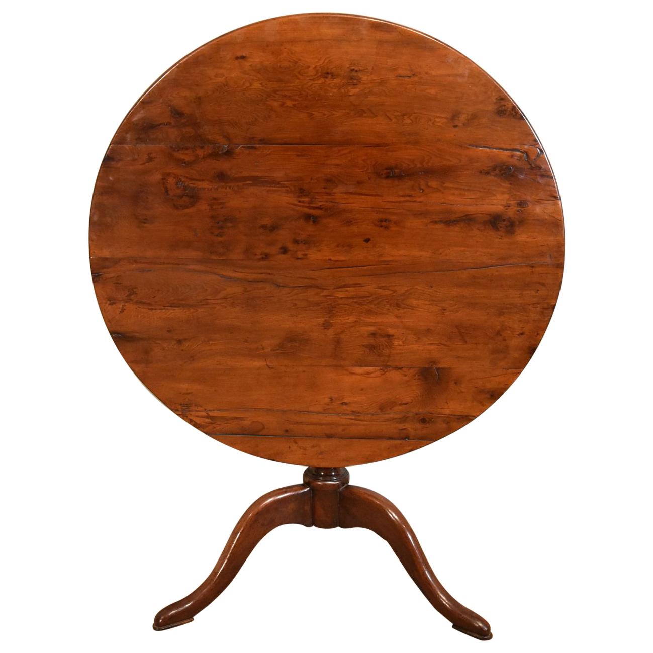  18th Century, Yew Wood circular Tripod Table  For Sale
