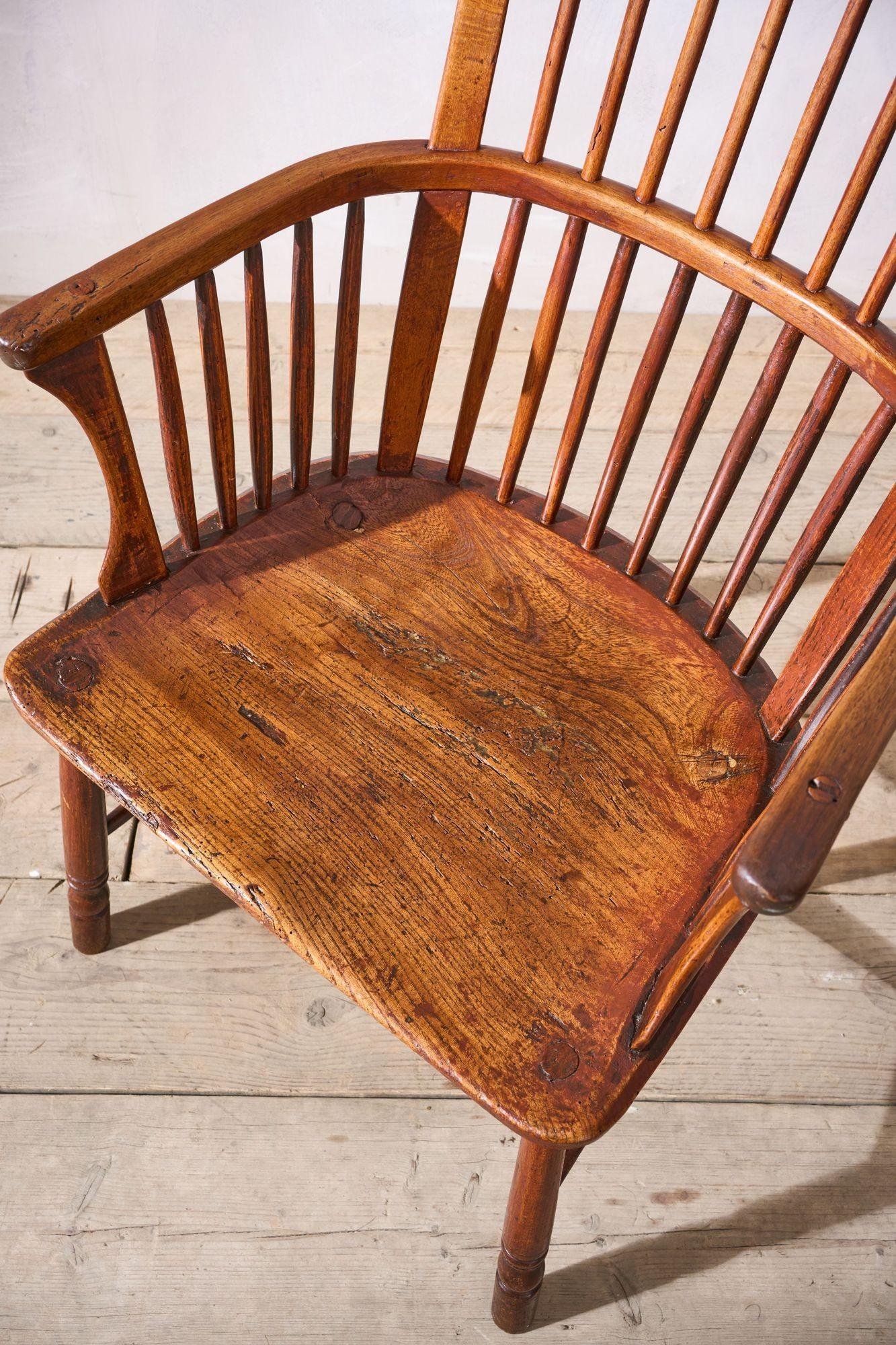 Sedia Windsor con schienale a pettine in legno di tasso del XVIII secolo in vendita 3