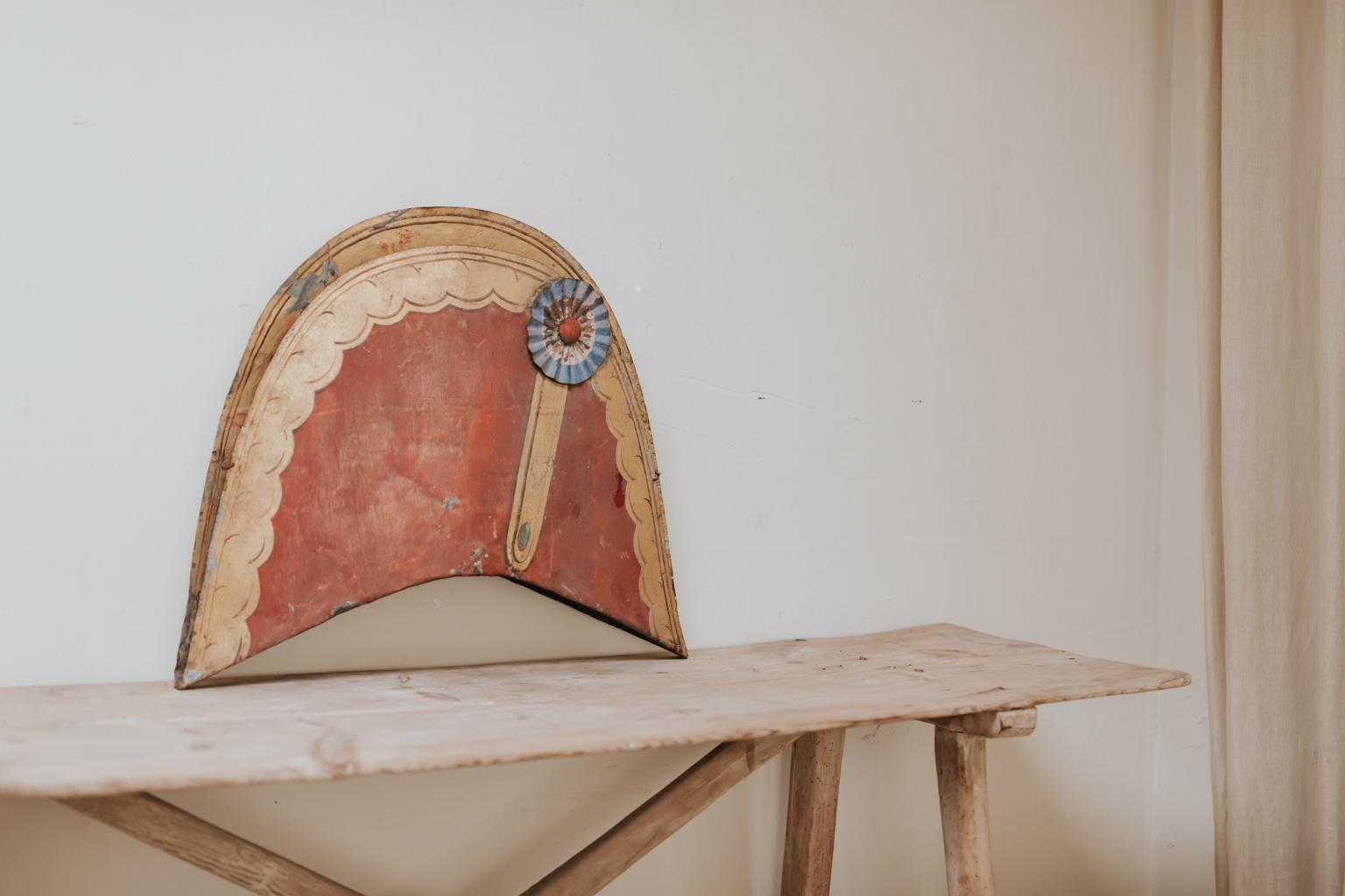 Signo de chapeau bicorne de zinc del siglo XVIII Francés en venta