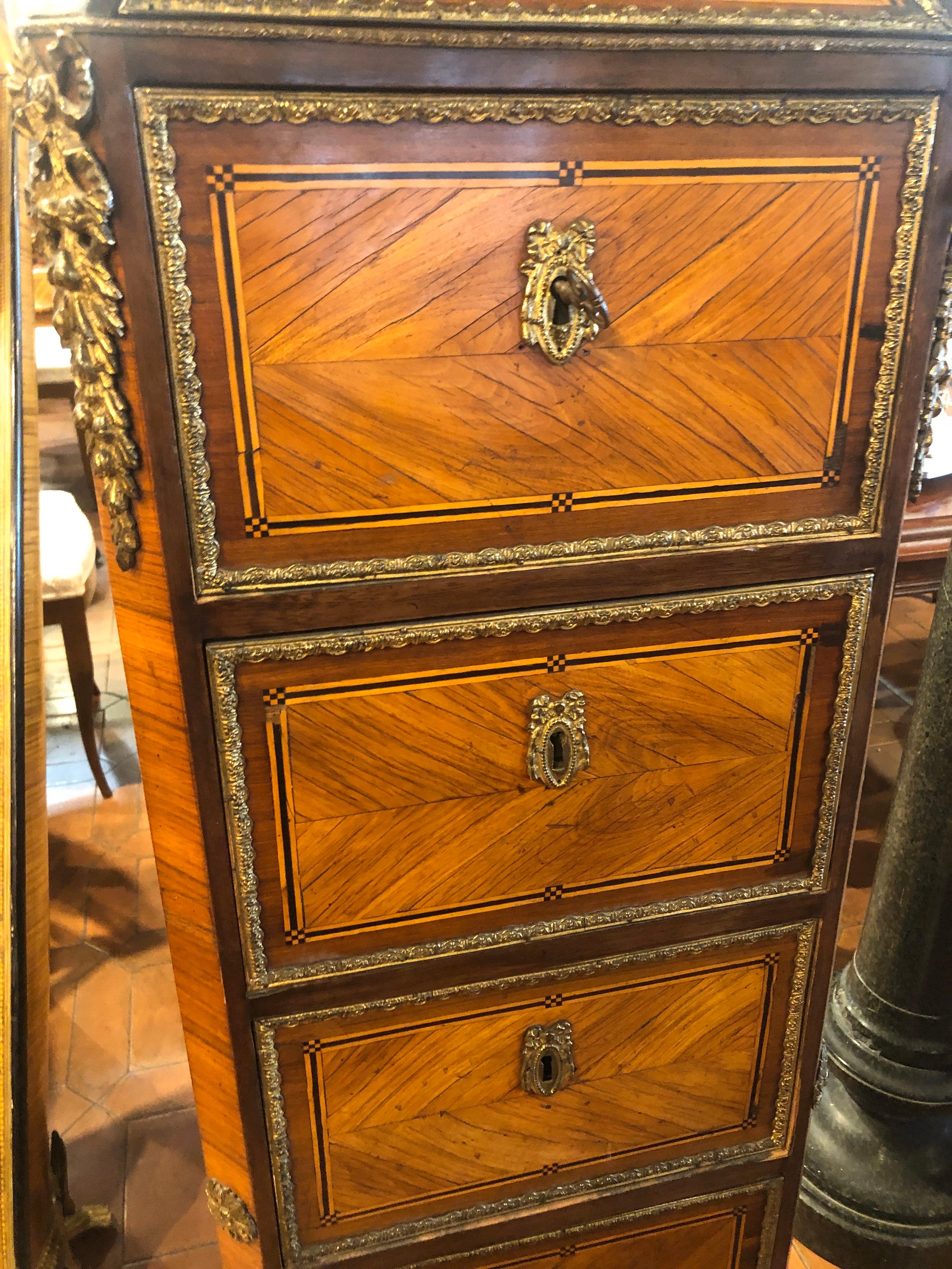 18th Century France Wood Louis XVI Rosewood Kingwood Chest of Drawers, 1780s 3