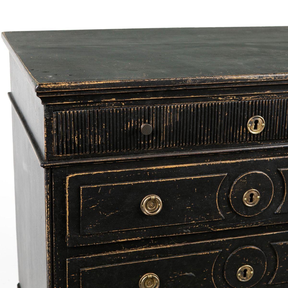 XVIII secolo 18° Ctr. Cassettiera Gustavian dipinta in nero in vendita