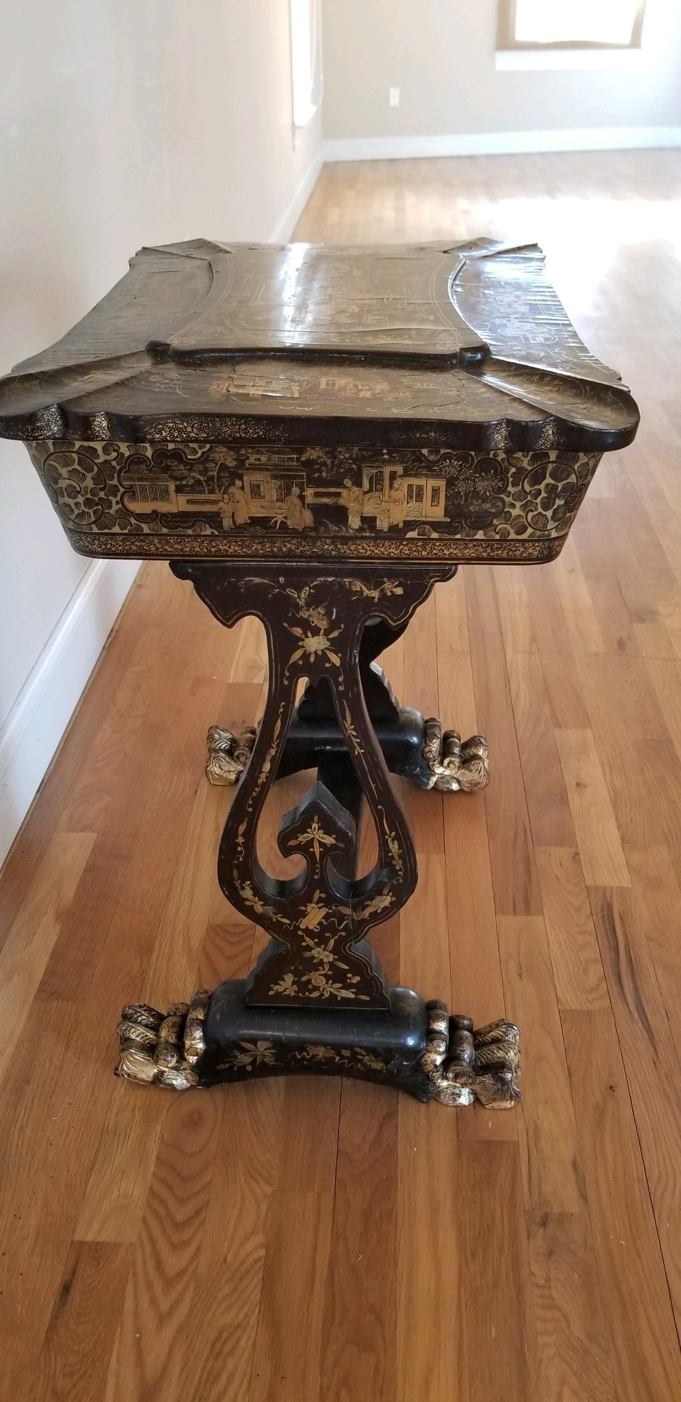 Chinese 18th Early-19th Century Chinoiserie Sewing Table For Sale