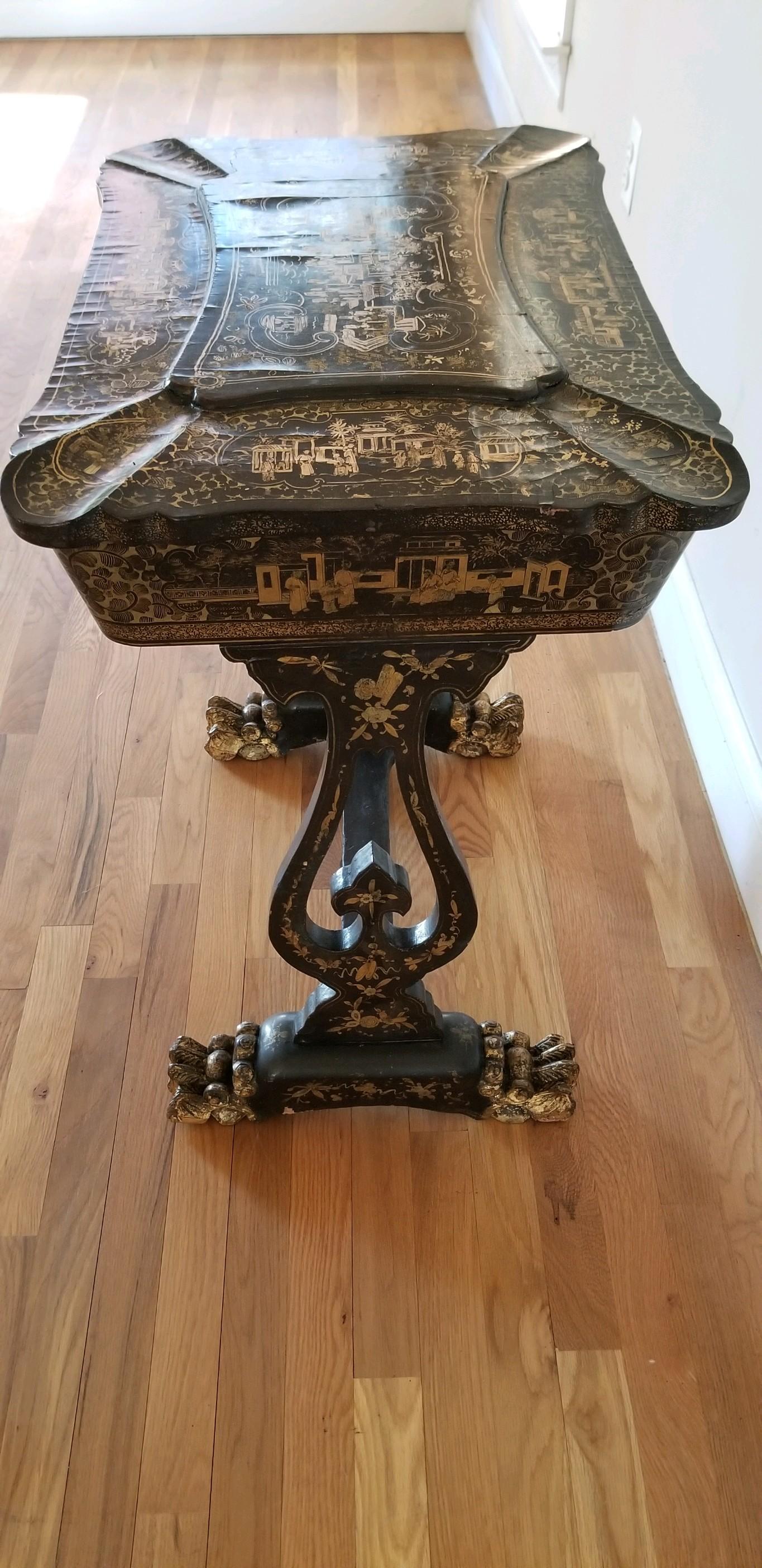 18th Century 18th Early-19th Century Chinoiserie Sewing Table For Sale