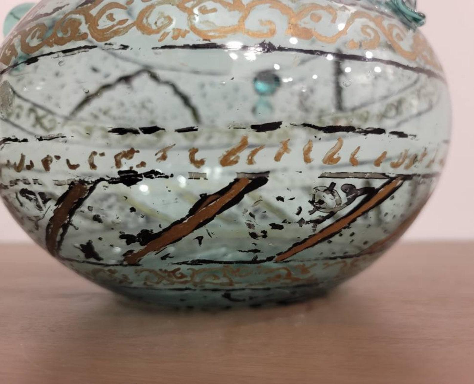 Islamice Öllampe aus geblasenem Glas aus dem 18. und frühen 19. Jahrhundert im Zustand „Gut“ im Angebot in Forney, TX