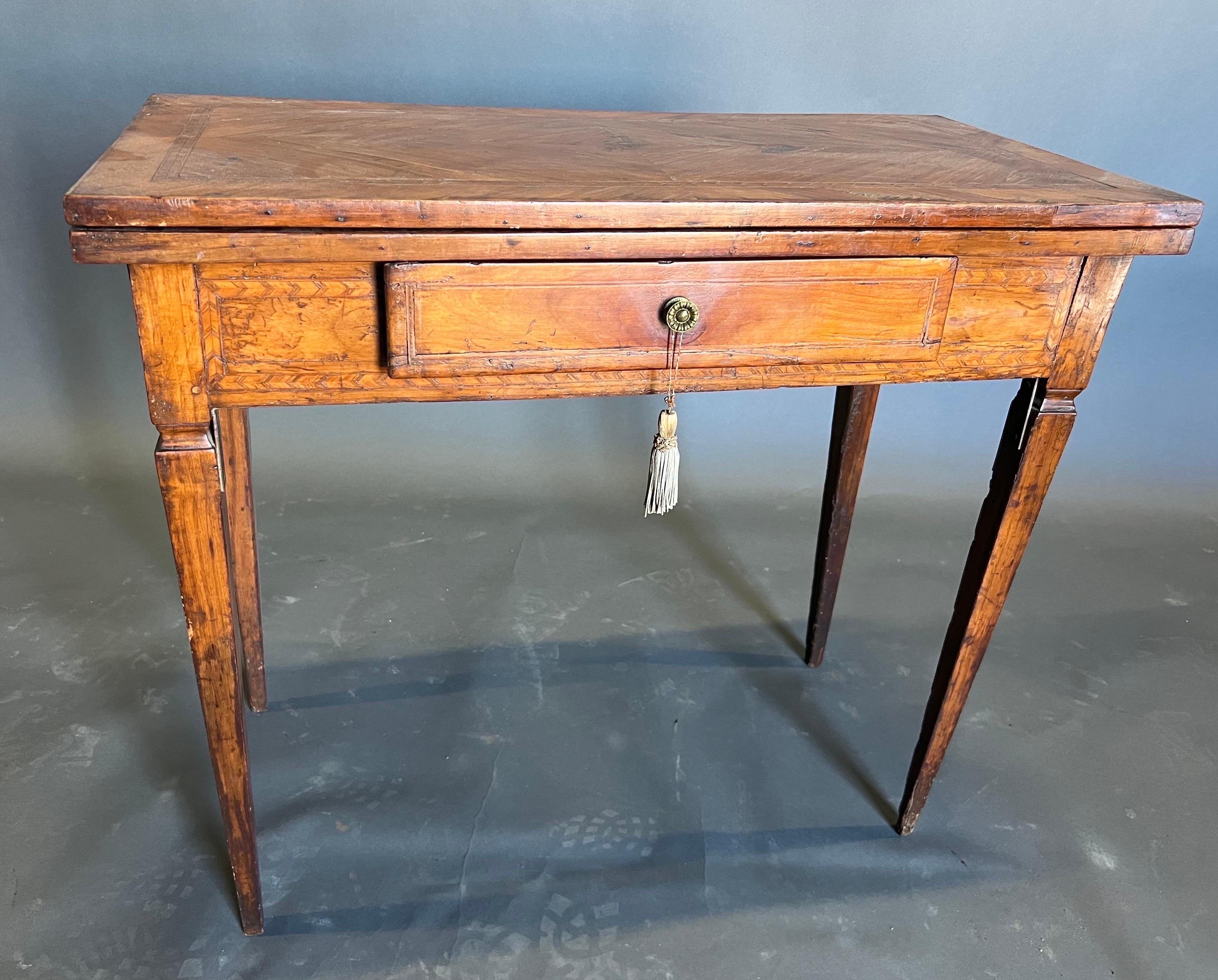 18th- Early 19th Century Italian Neoclassical Inlaid Console or Games Table In Good Condition In Charleston, SC