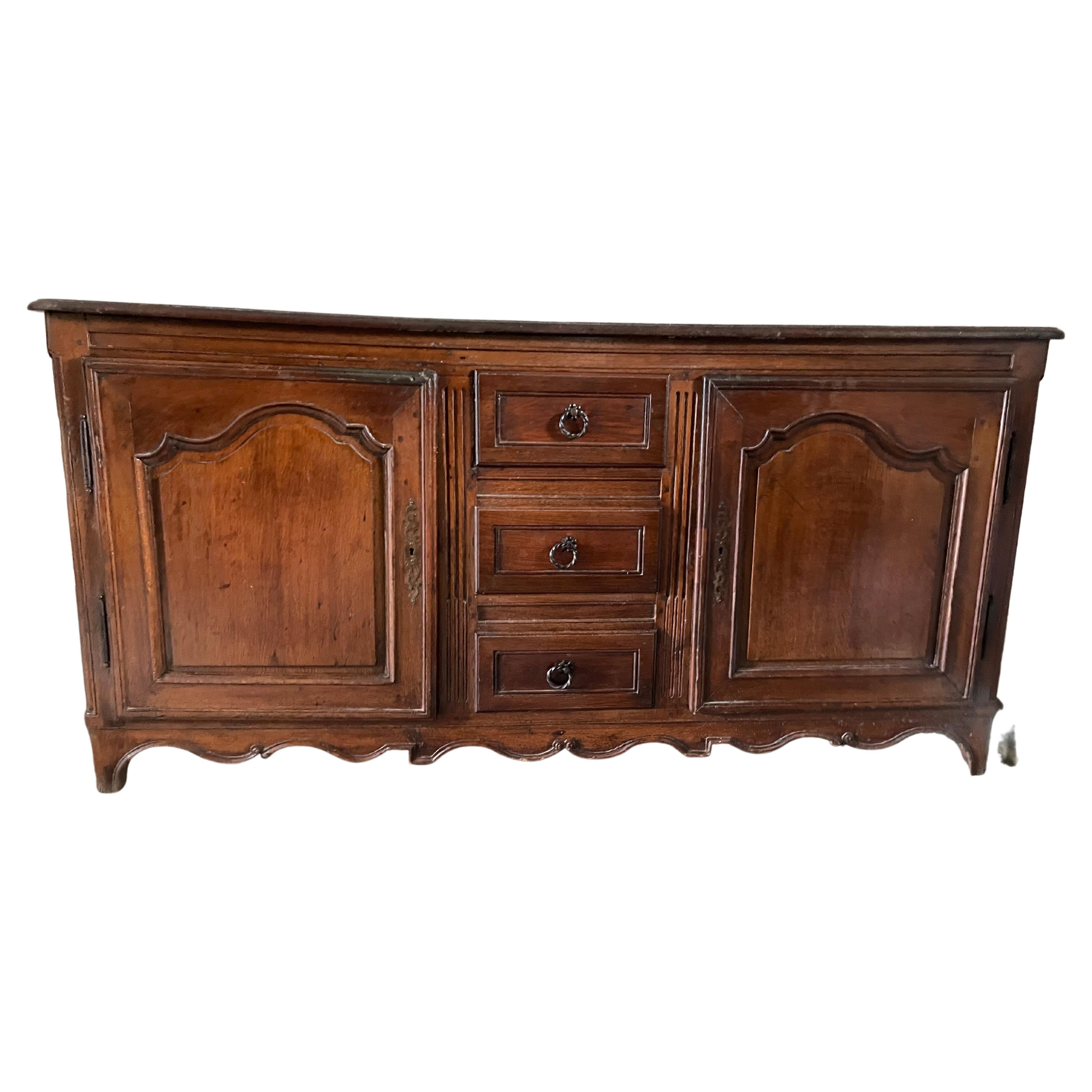 18th French Oak Buffet Louis XV 3