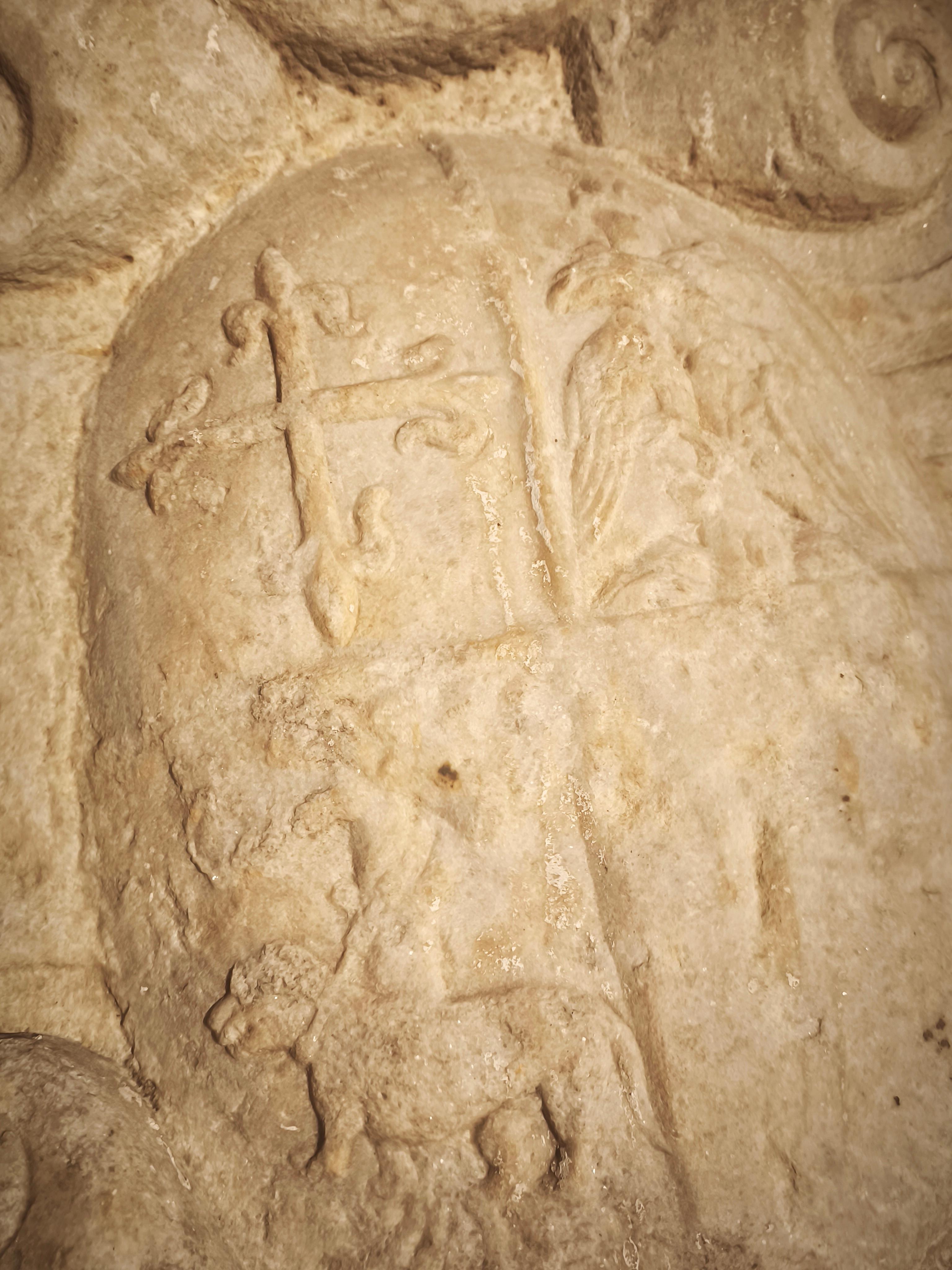 18th Century and Earlier 18th Heraldic Shield in Carved Limestone For Sale