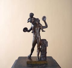 Statuette en bronze du XVIIIe siècle représentant un satyre et le jeune Bacchus