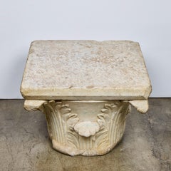 18th Italian Century Carrara Marble Capital