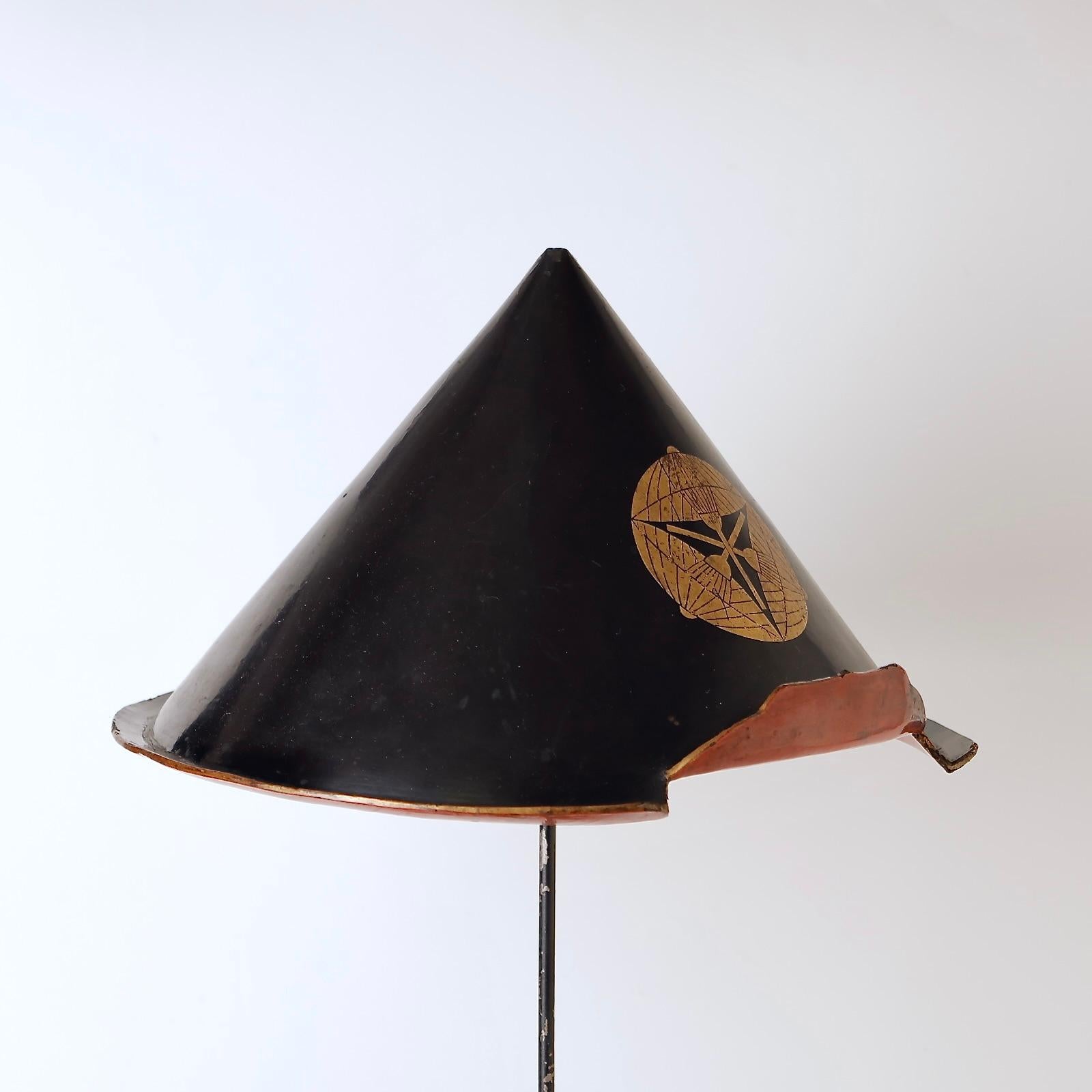 Hand-Crafted 18th Lacquered Samurai Jingasa Hat with Misima Clan Crest For Sale