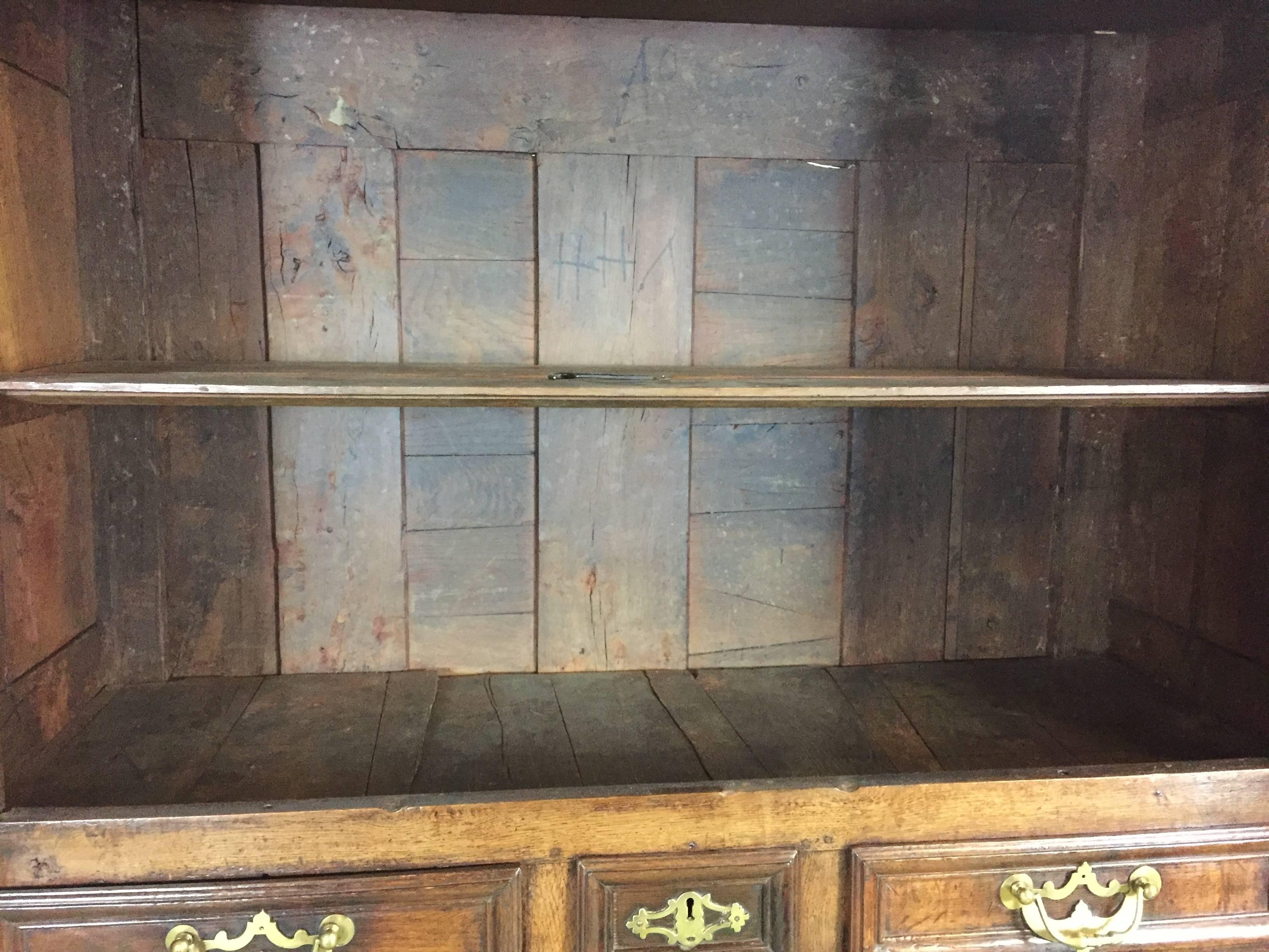 18th Century Louis XIV Oak Buffet Four Doors In Good Condition For Sale In Lannebert, FR
