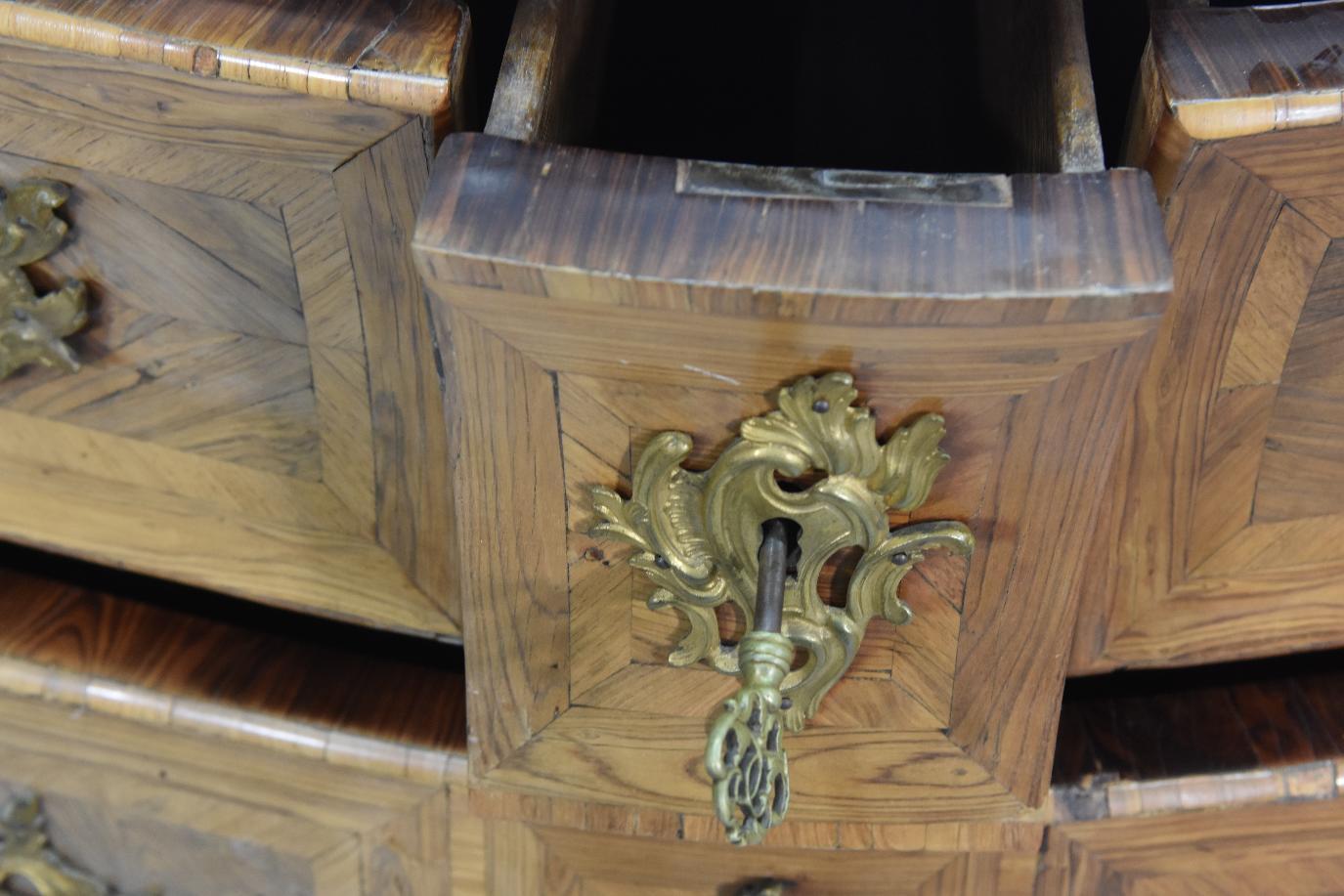 Wood 18th Louis XV Period Tomb Chest of Drawers in Kingwood Veneer and Gilt Bronze For Sale