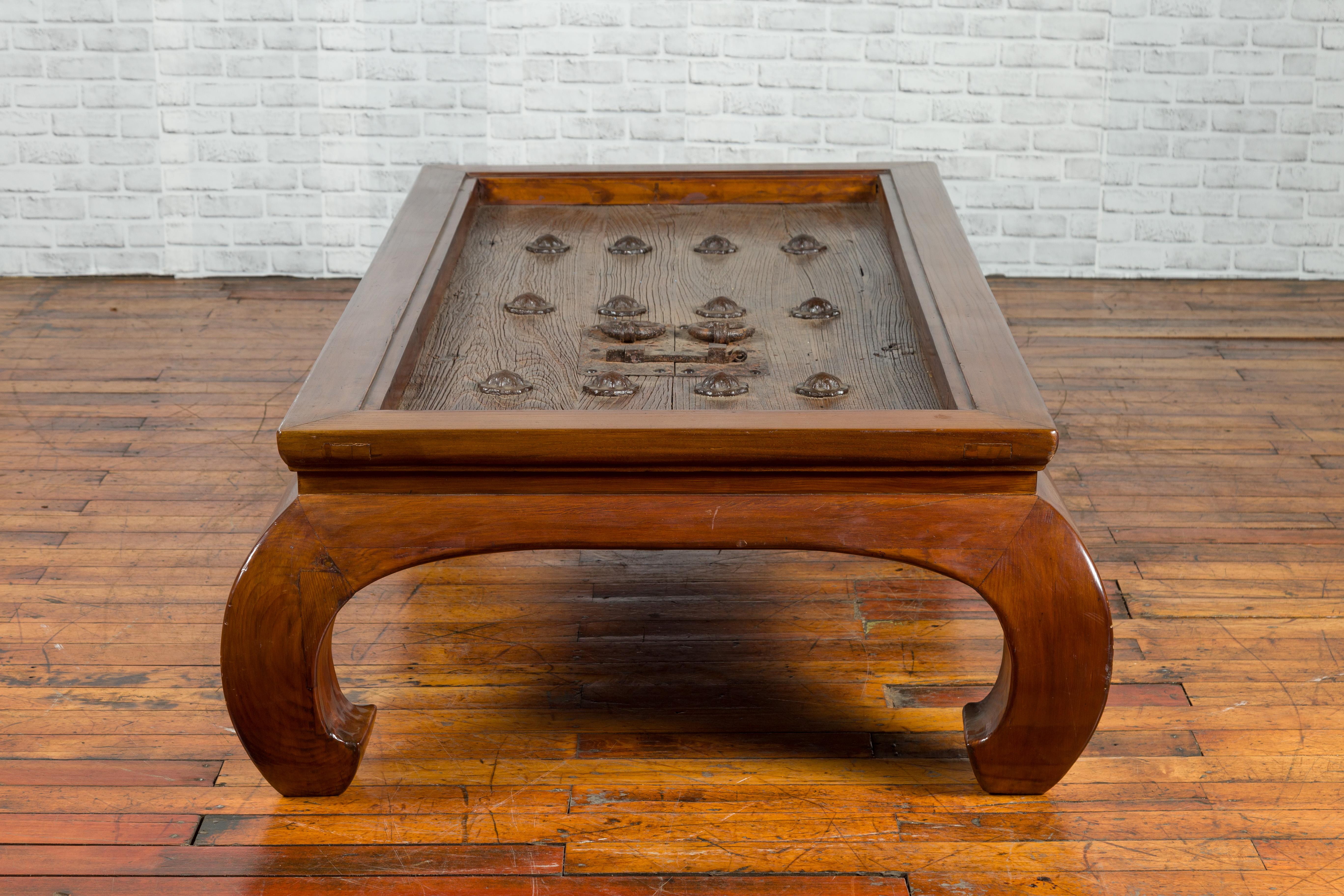 18th or 19th Century Elm Doors with Iron Hardware Made into a Coffee Table For Sale 5
