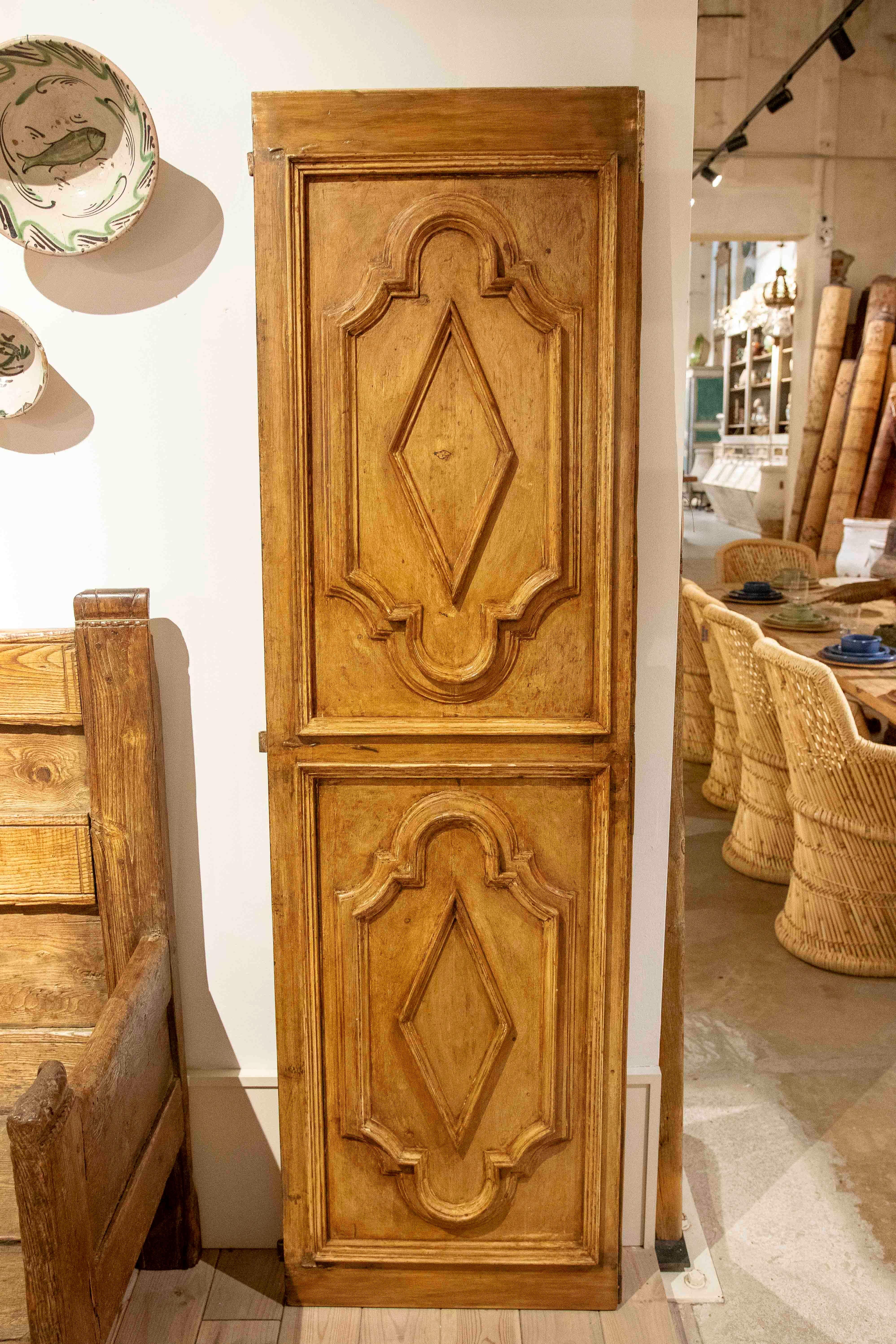 18th Pair of Antique Doors with Diamond Motif and Original Patina In Good Condition For Sale In Marbella, ES