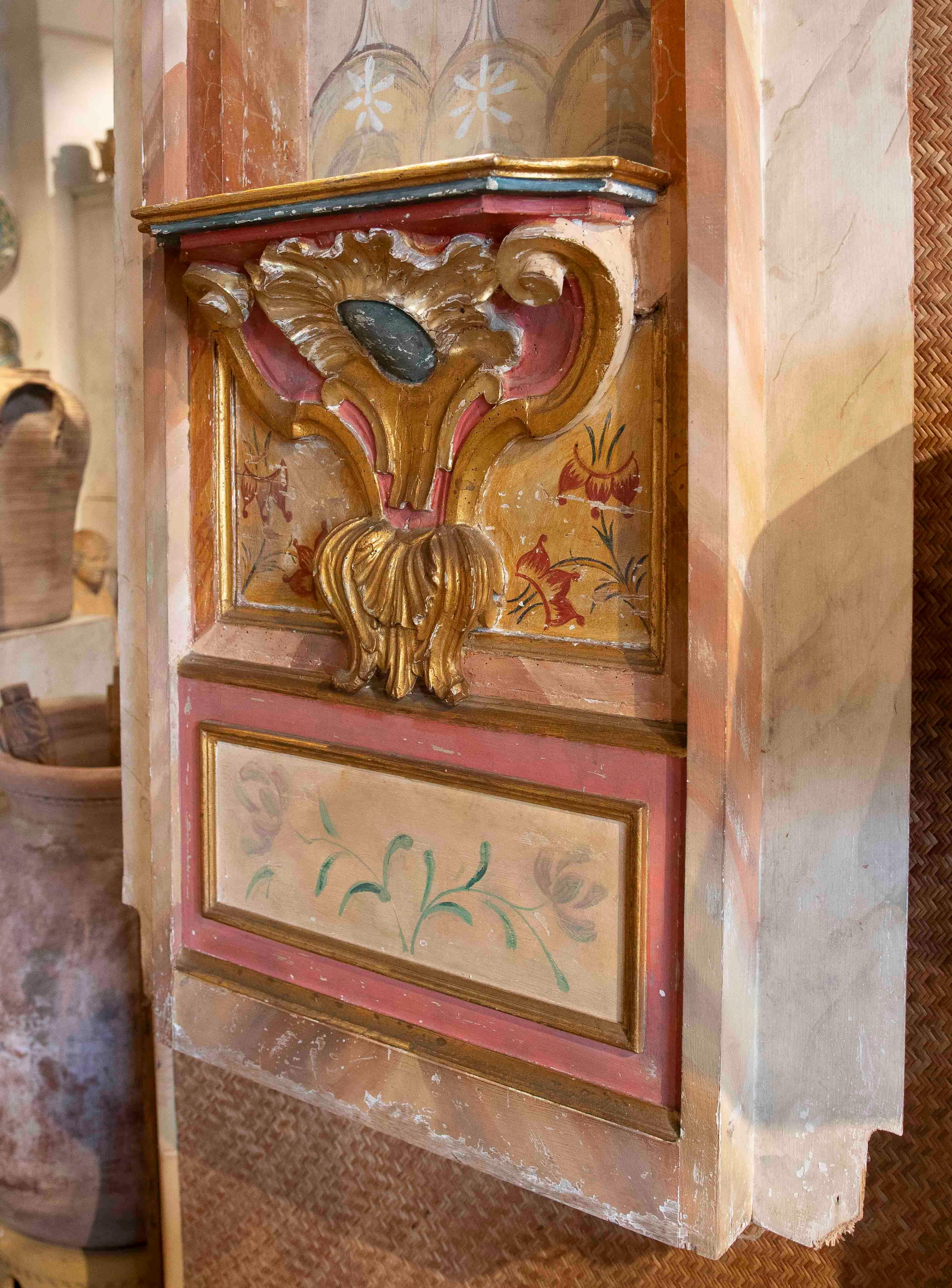 18th Pair of Italian Painted and Gilded Niches For Sale 6