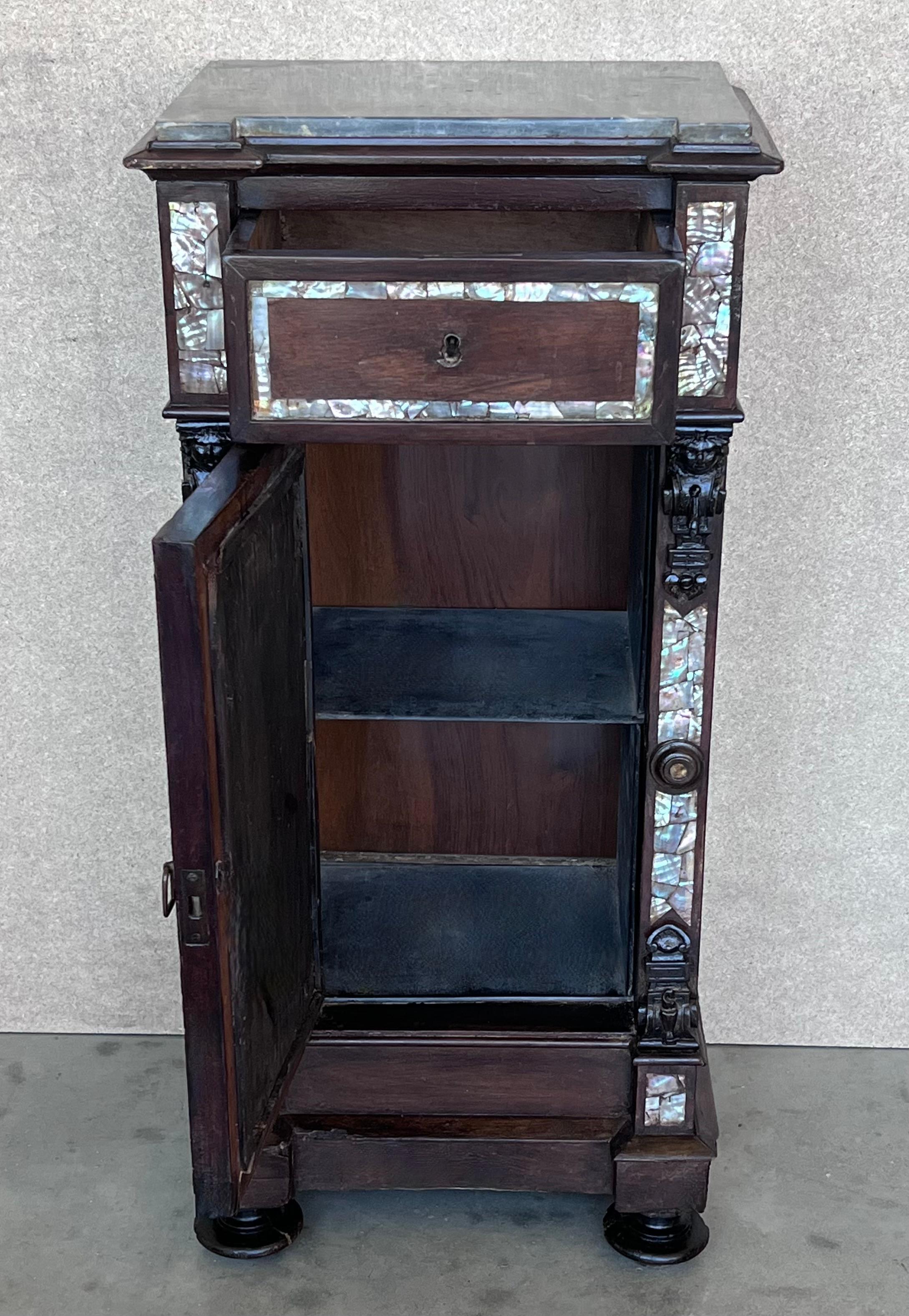 18th Pair of Spanish Walnut Nightstands with Marble Top and Inlays For Sale 1