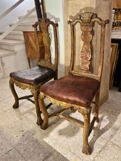 18° Coppia di sedie barocche svedesi in legno dorato.