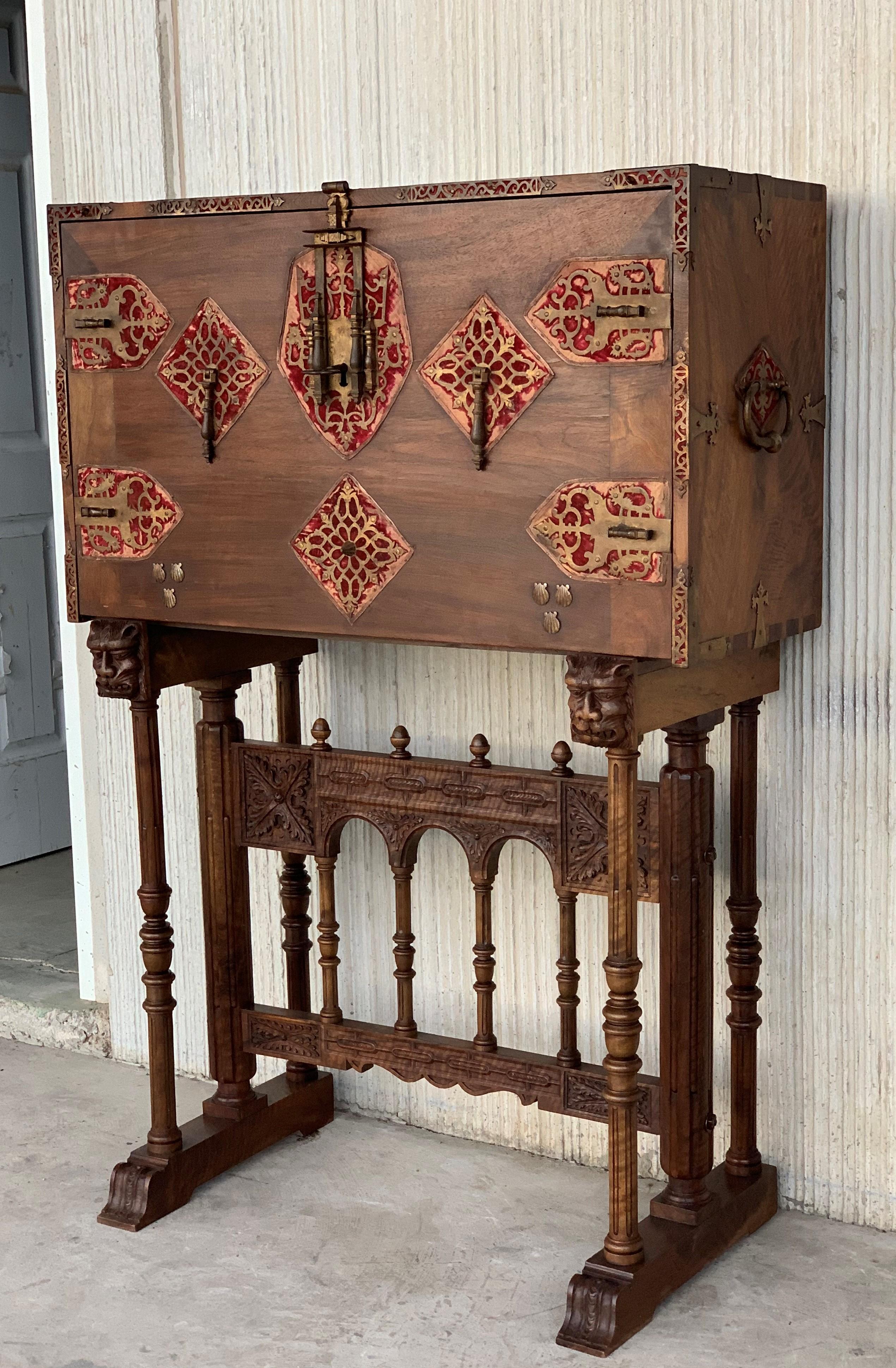 18th Spanish Bargueno of Columns with Foot Bridge, Cabinet on Stand In Good Condition In Miami, FL