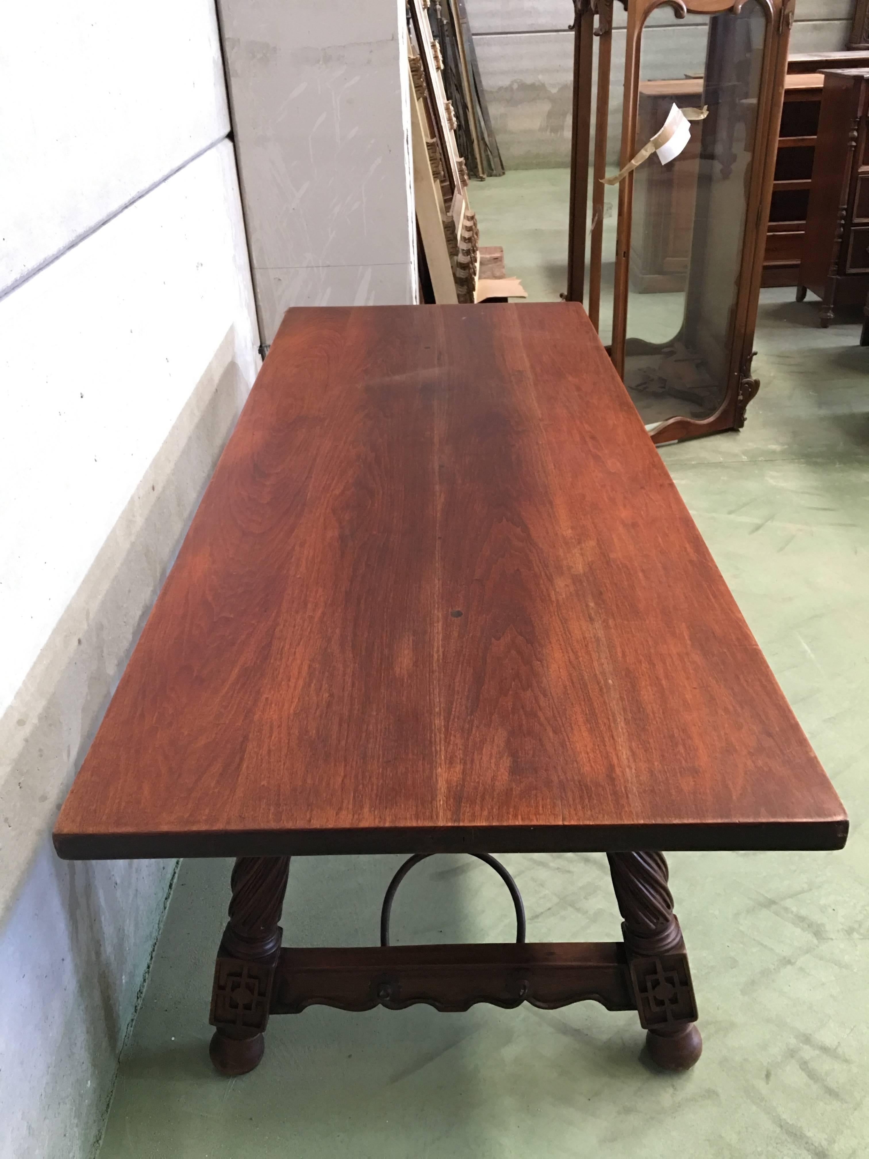 18th Spanish Refectory Desk Table with Solomonic Legs and Iron Stretcher 2