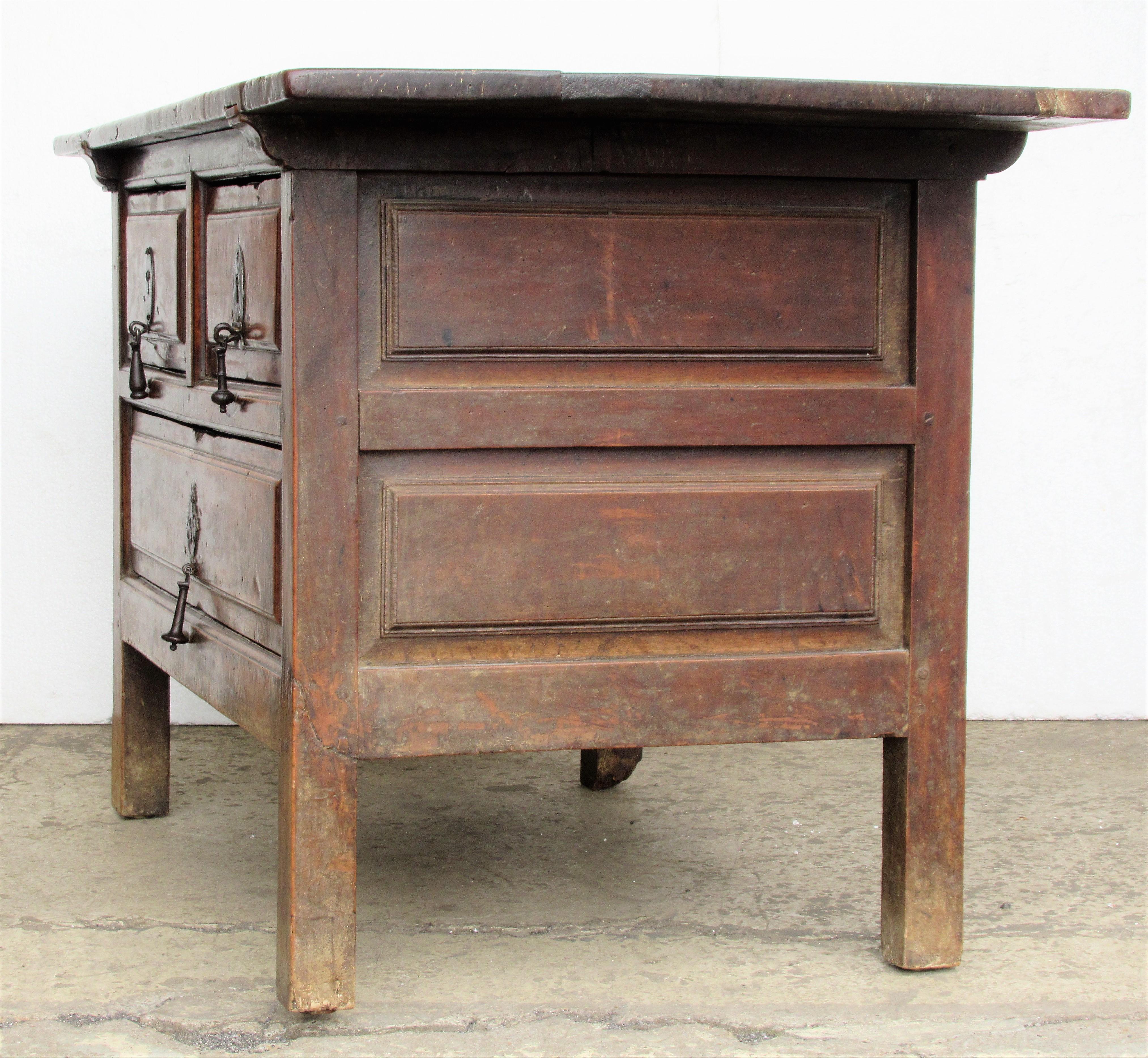 17th Century Spanish Walnut Three-Drawer Work Table 5