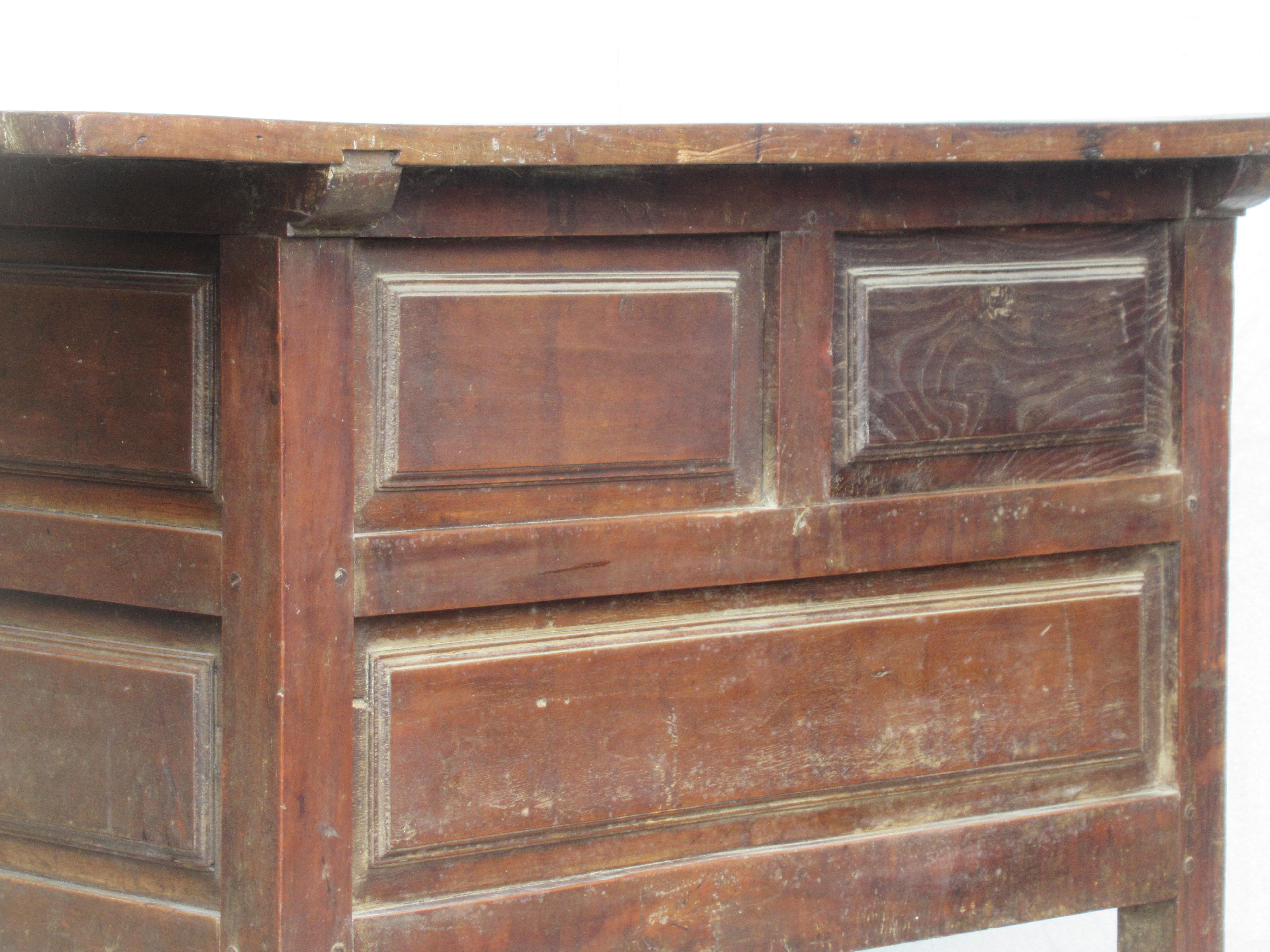 17th Century Spanish Walnut Three-Drawer Work Table 7