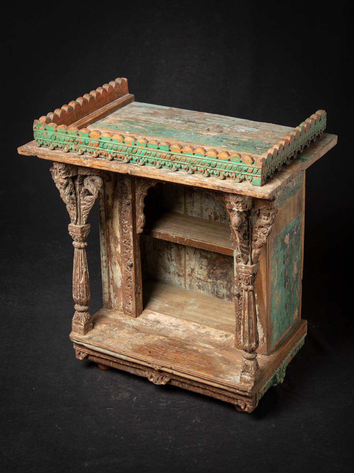 Templo indio de madera antiguo especial del siglo XVIII procedente de la India - OriginalBuddhas Indio en venta
