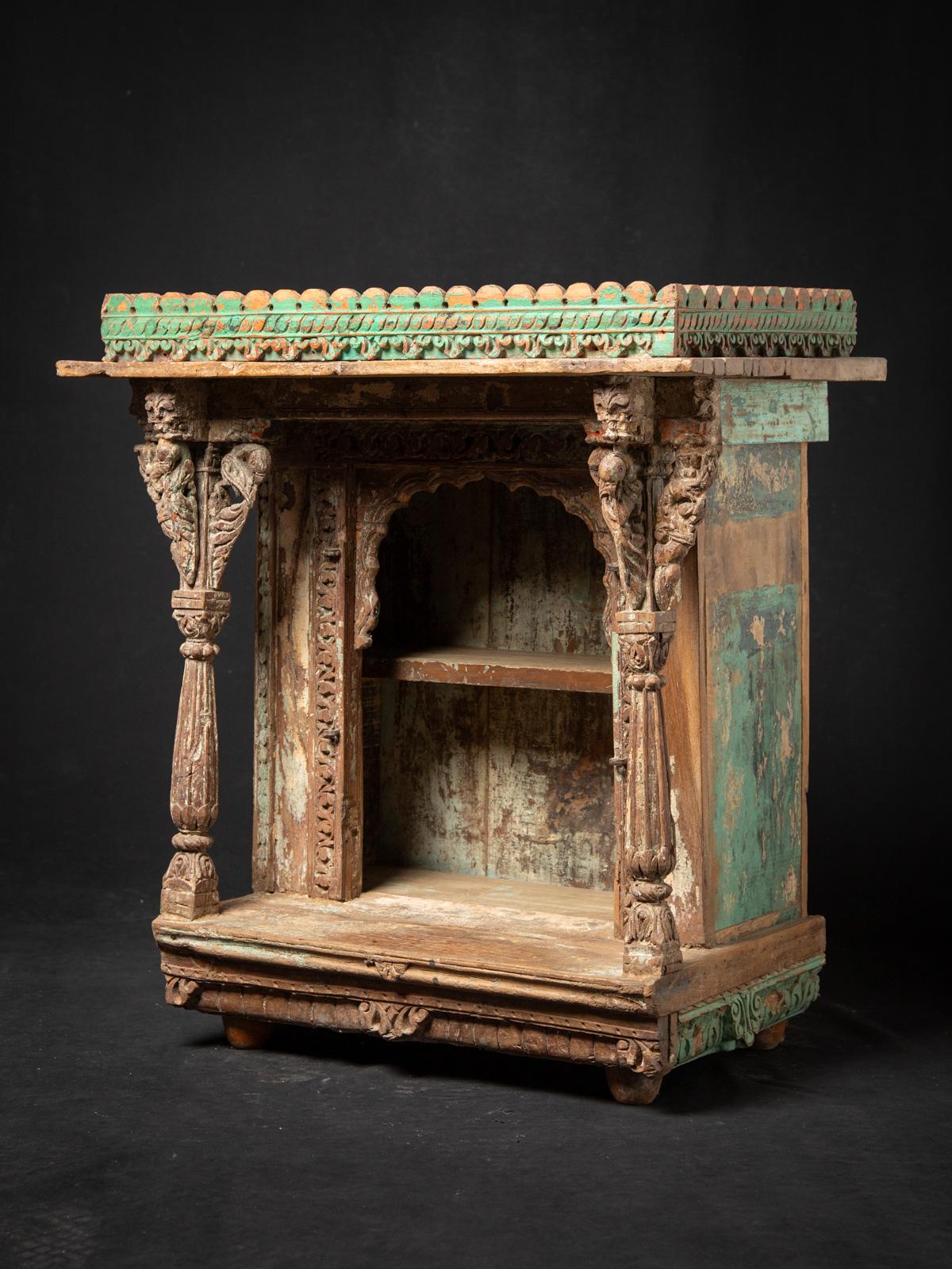 Templo indio de madera antiguo especial del siglo XVIII procedente de la India - OriginalBuddhas Arenisca en venta