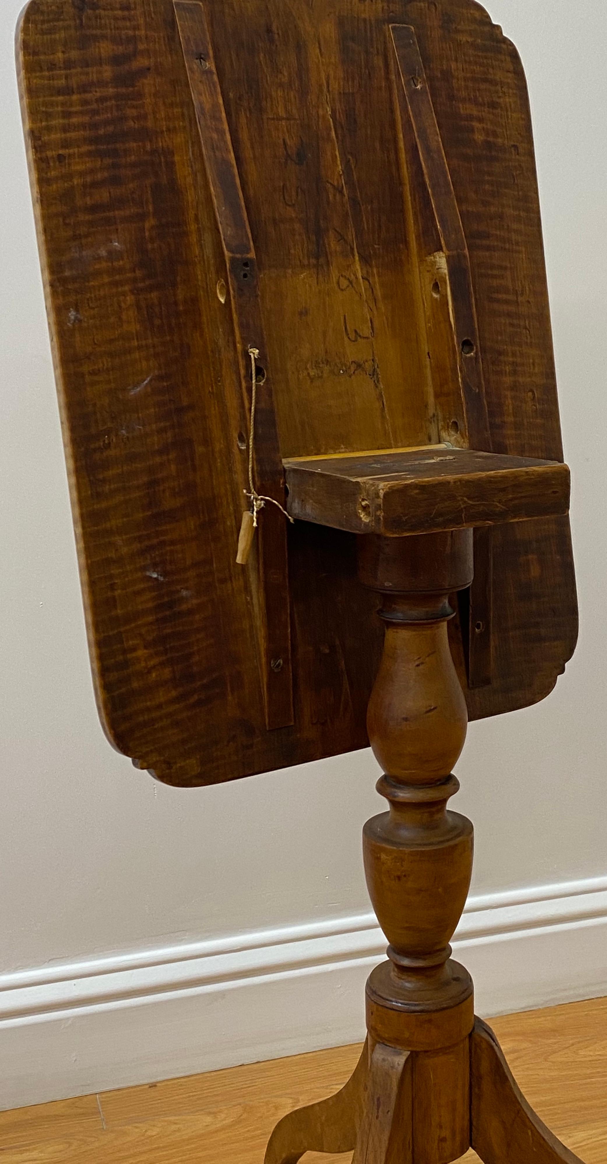 18th to 19th Century American Curly Maple Tilt Top Candlestick Table For Sale 6