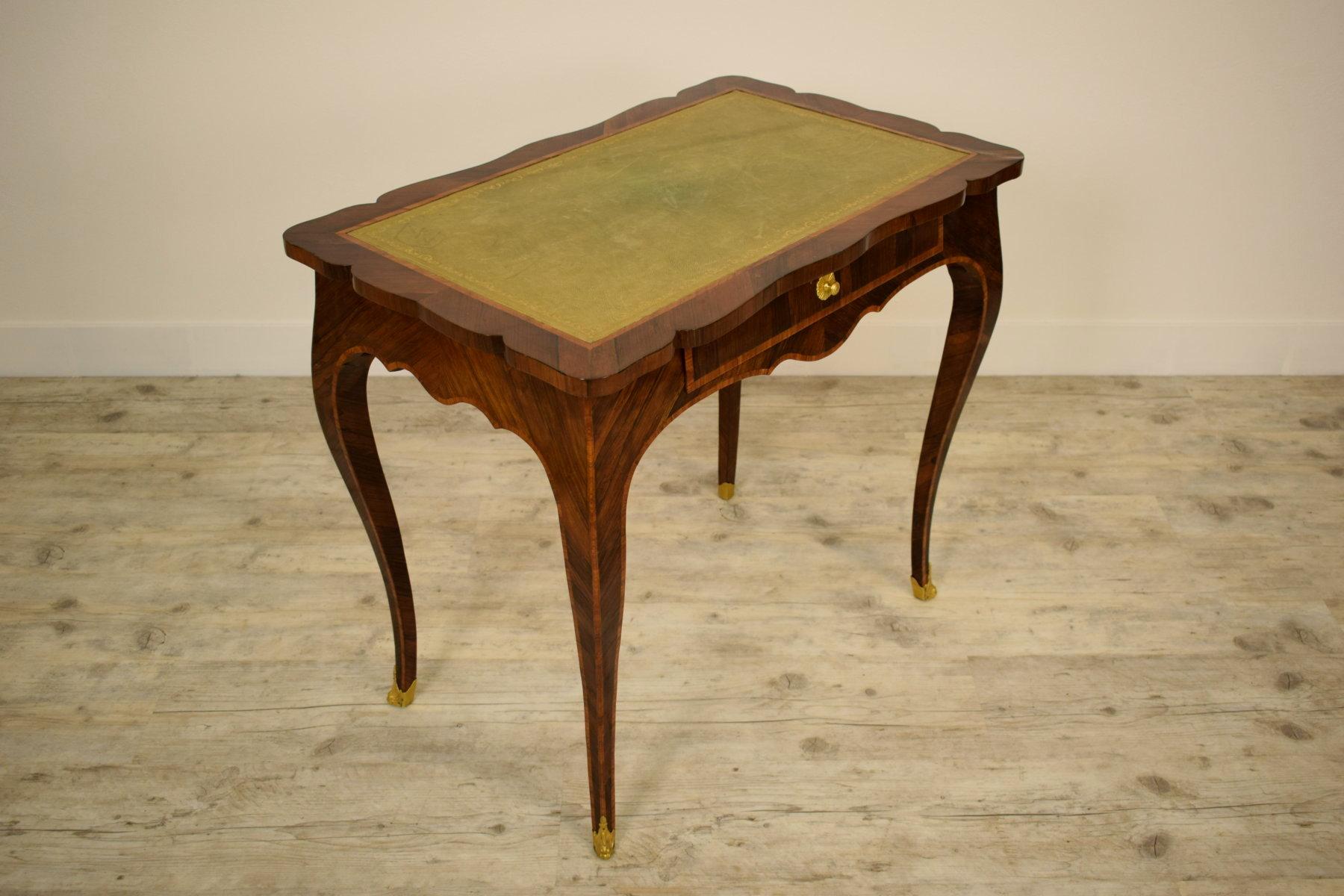 18th Century Veneered and Inlaid Wood Italian Louis XV Writing Desk For Sale 14