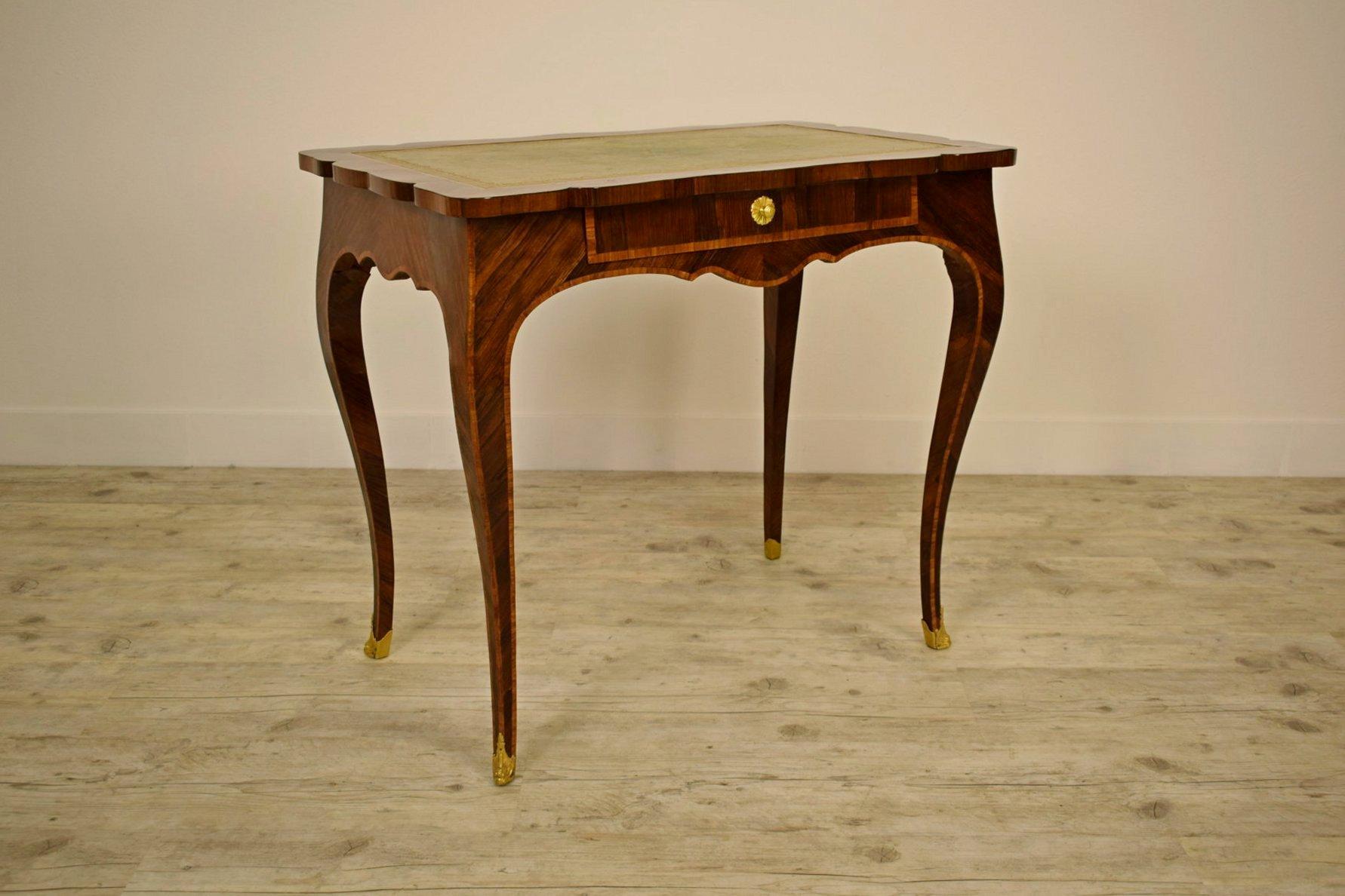 18th Century Veneered and Inlaid Wood Italian Louis XV Writing Desk For Sale 16