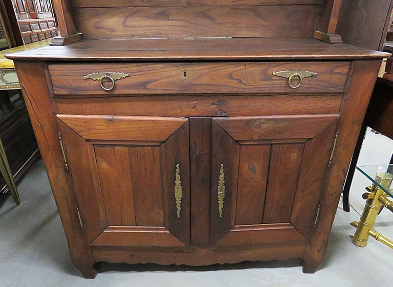 18th Century Antique Hutch For Sale at 1stDibs