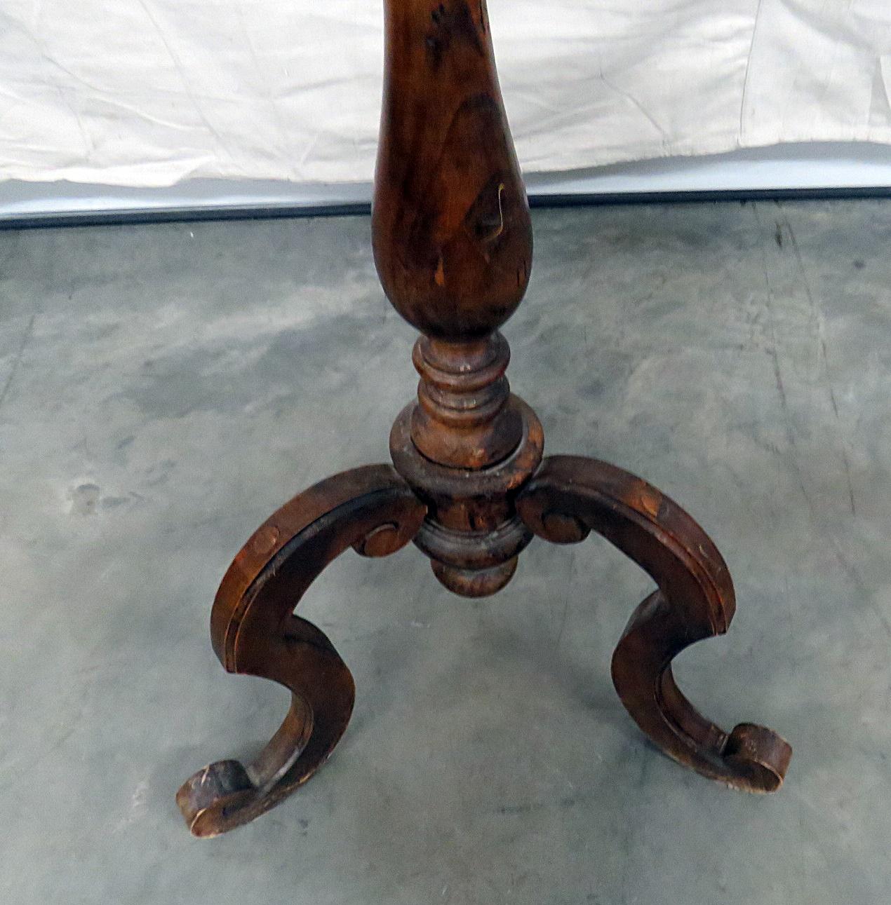 Late 1700s Era Italian Carved Provincial Music Stand with Brass Candle Holders In Good Condition In Swedesboro, NJ