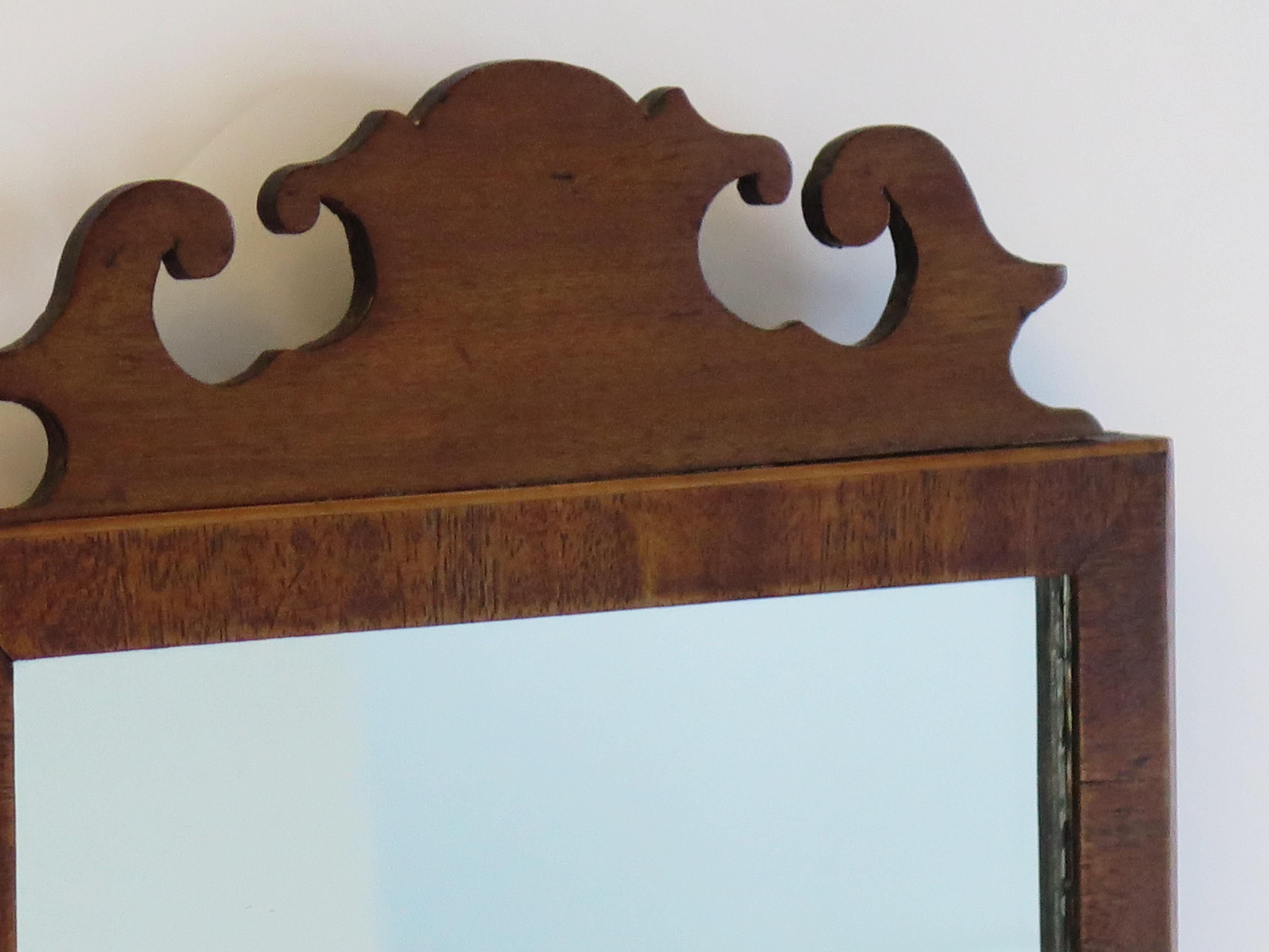 18thC Antique small Wall Mirror very good detail, English Circa 1770 For Sale 3